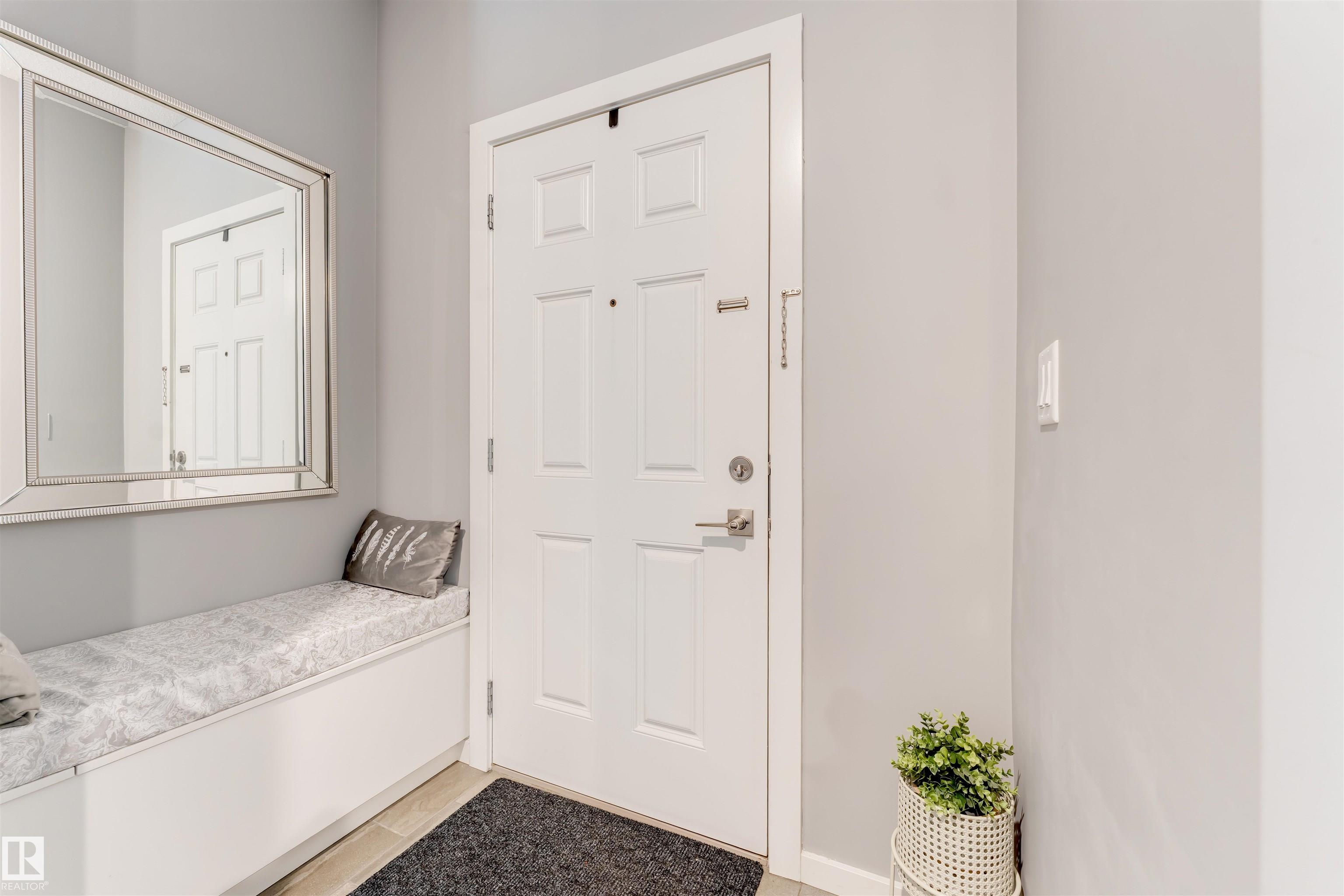 https://zimg.paragon.ice.com/ParagonImages/Property/PM/RAE/225399868/12/0/0/ff6a3d5251c7d19e357b6b11660f3989/1/046b2a863179cdc7e607e3690e923a53/225399868-c3cfd597-bc3d-43b7-b91c-1559be47af74.JPG