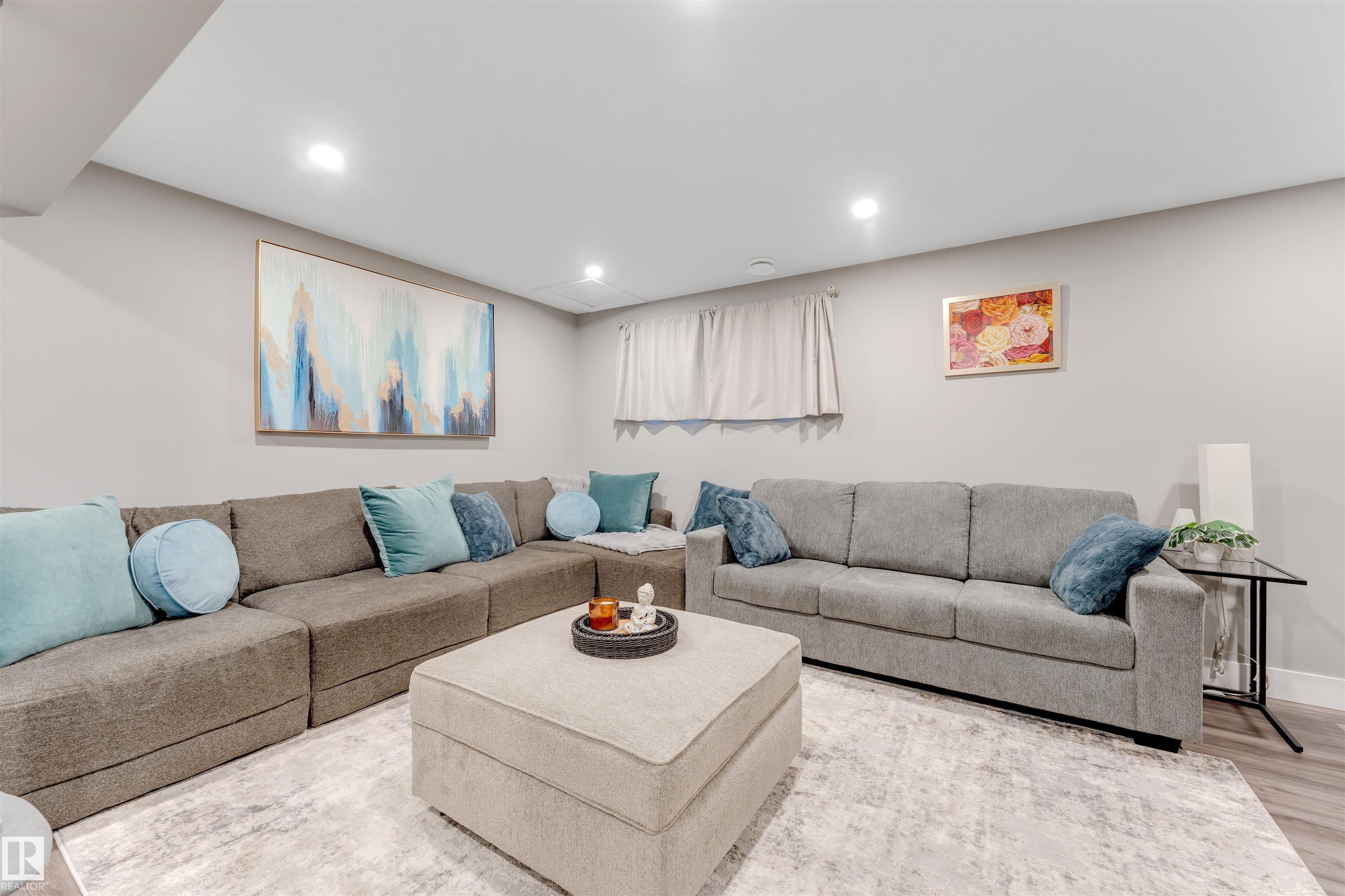 https://zimg.paragon.ice.com/ParagonImages/Property/PM/RAE/225399868/43/0/0/2efacfc1e20bf0c162698f7d8f0ae589/1/046b2a863179cdc7e607e3690e923a53/225399868-daf1b0f1-d1de-4a4f-b82a-337e645c1085.JPG