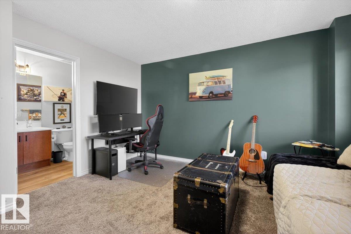 https://zimg.paragon.ice.com/ParagonImages/Property/PM/RAE/225399872/32/0/0/08e6f20c116a74fed5d97c4aed75c869/1/6f7bc137221bacc87cd4e8dec9ed91b0/225399872-d71eb6bb-cdc4-40db-a727-f1fe329f402e.JPG