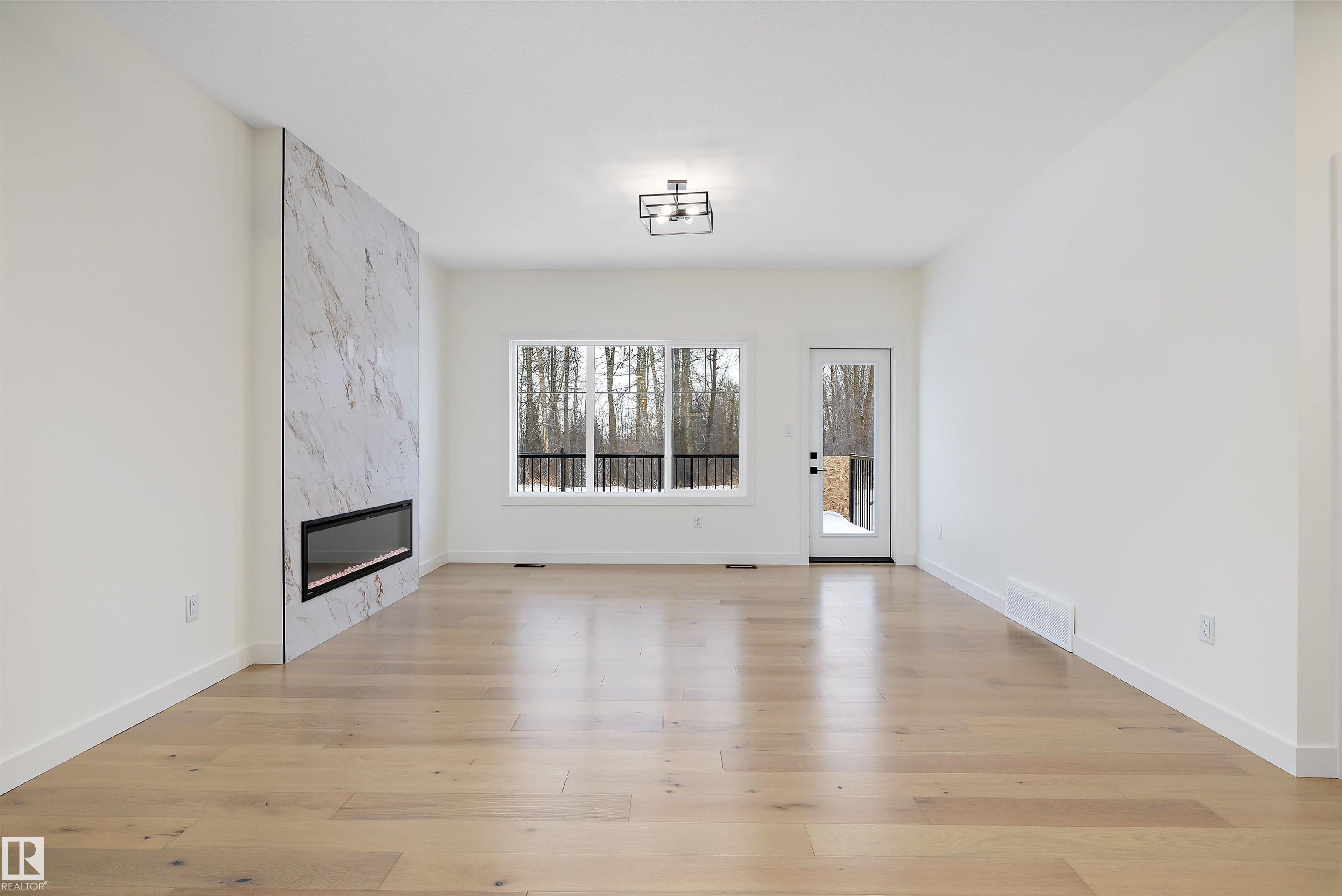 https://zimg.paragon.ice.com/ParagonImages/Property/PM/RAE/225399877/22/0/0/d24e1cb85fd82a0e3a76bfd76a483cdf/1/0dd23934d3d92684d49270c1c06a895f/225399877-b9f12f74-1c1d-424b-827f-6d6beb6107ac.JPG