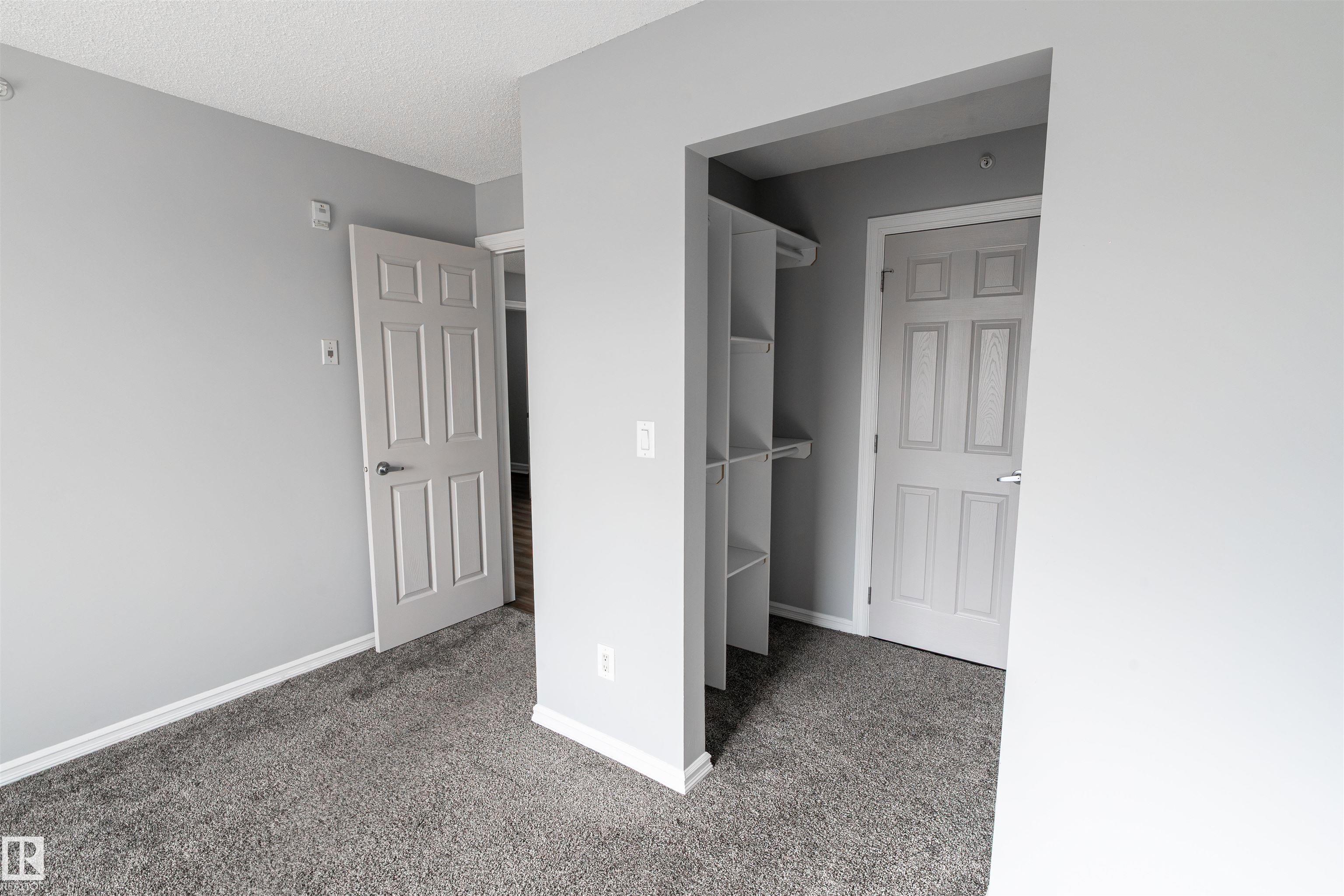 Photo 12 at 4407 23 Street NW, Larkspur, Edmonton