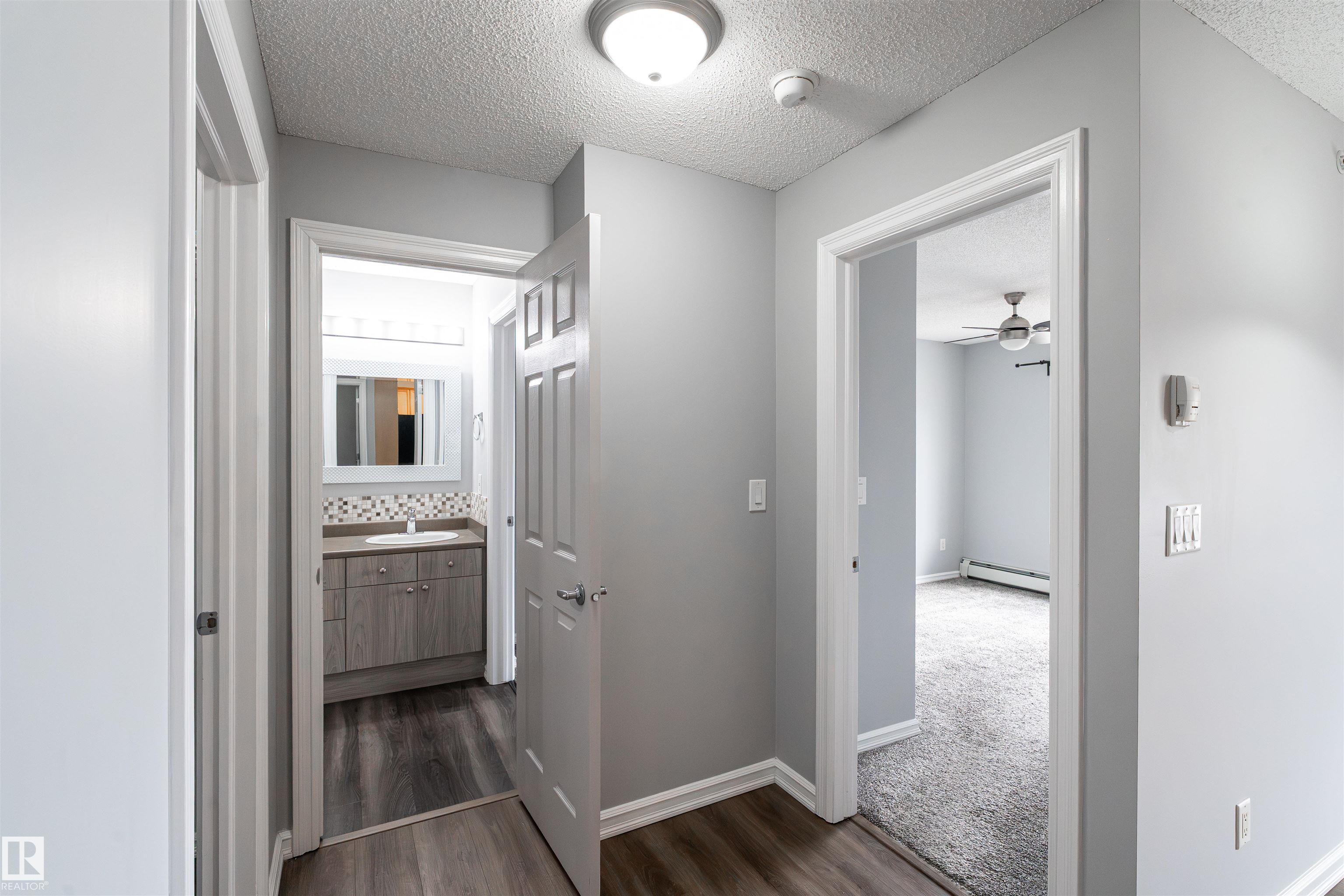 4407 23 Street NW, Larkspur, Edmonton