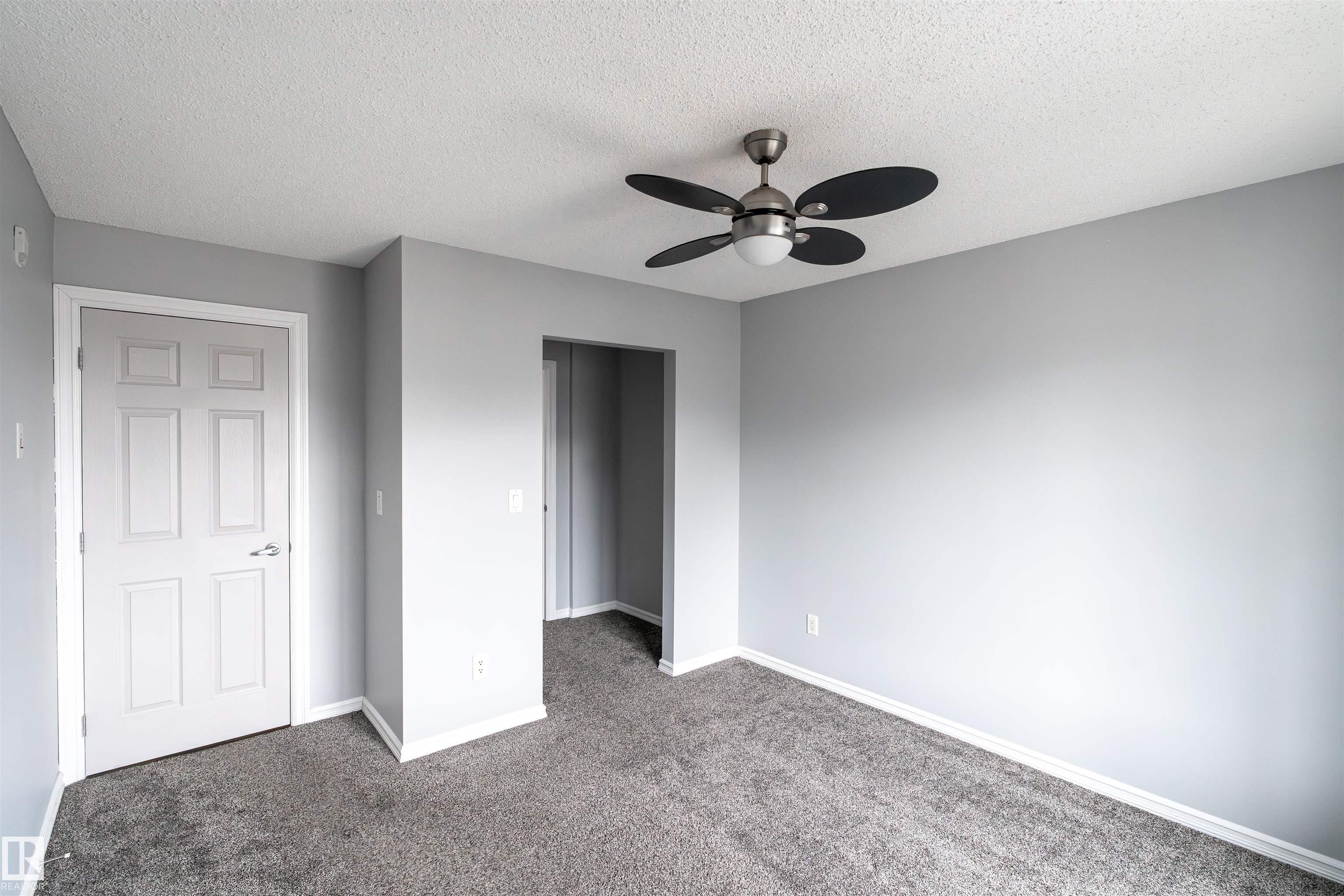 Photo 8 at 4407 23 Street NW, Larkspur, Edmonton