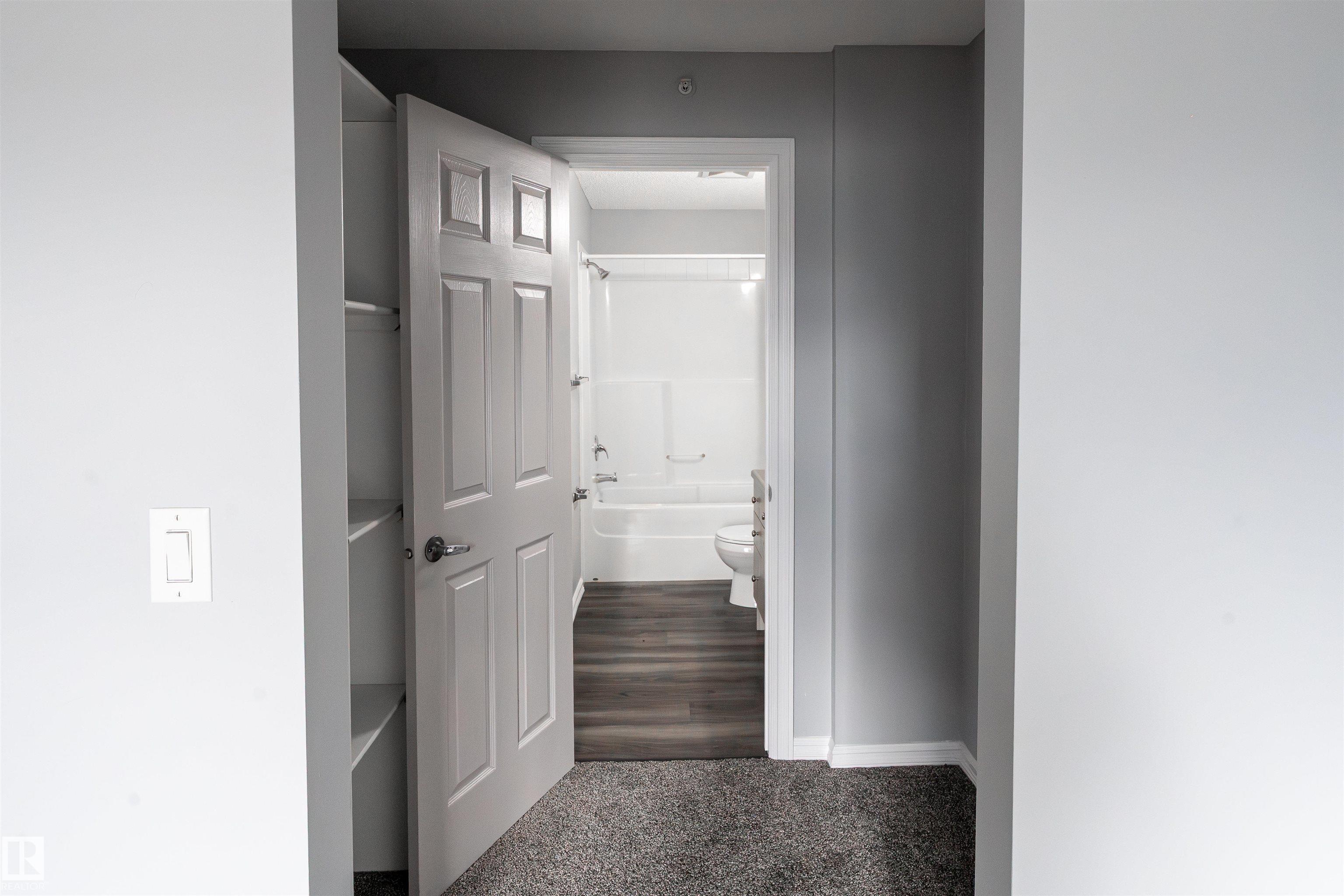 Photo 9 at 4407 23 Street NW, Larkspur, Edmonton