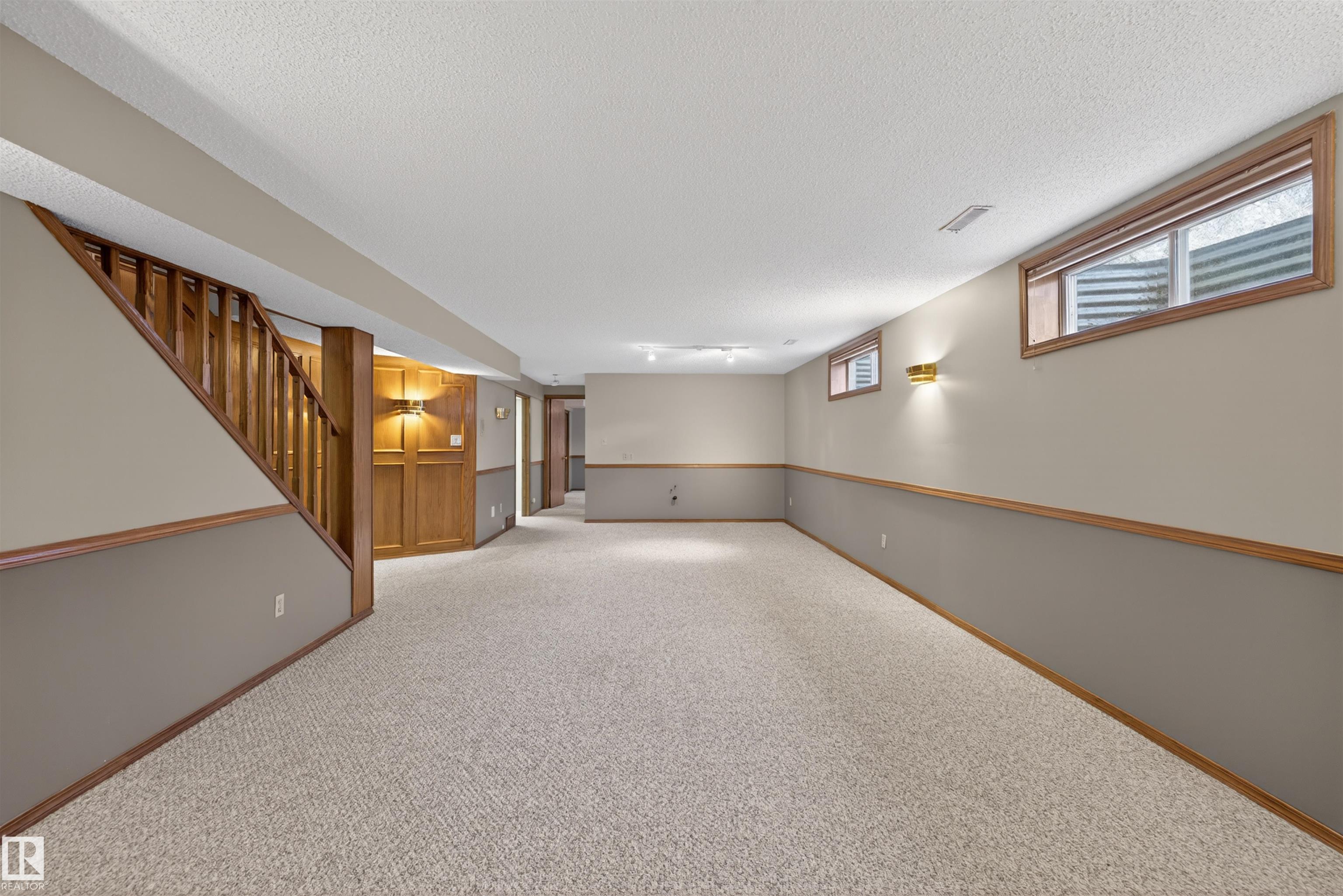 https://zimg.paragon.ice.com/ParagonImages/Property/PM/RAE/225399888/43/0/0/a13773fbf3ca6e91eb5c2308807f0df8/1/bde3e18108ae62db37bf161c3558717b/225399888-9e5c90da-d515-4734-a837-49b5717a959f.JPG