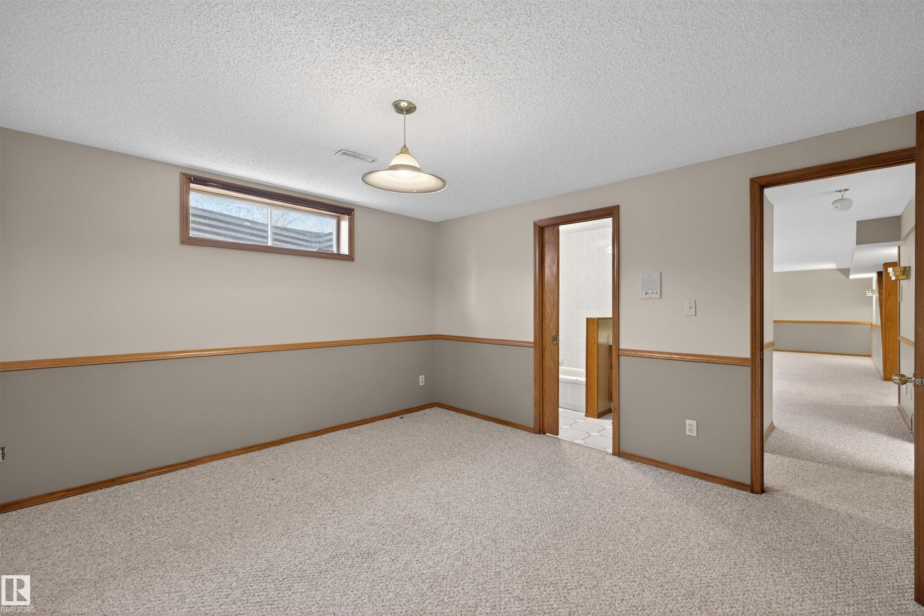 https://zimg.paragon.ice.com/ParagonImages/Property/PM/RAE/225399888/46/0/0/d67d38346d68743e89fdae2336ffdd66/1/bde3e18108ae62db37bf161c3558717b/225399888-91bf3e5e-e637-47a9-98b6-36c1b1a4ff84.JPG