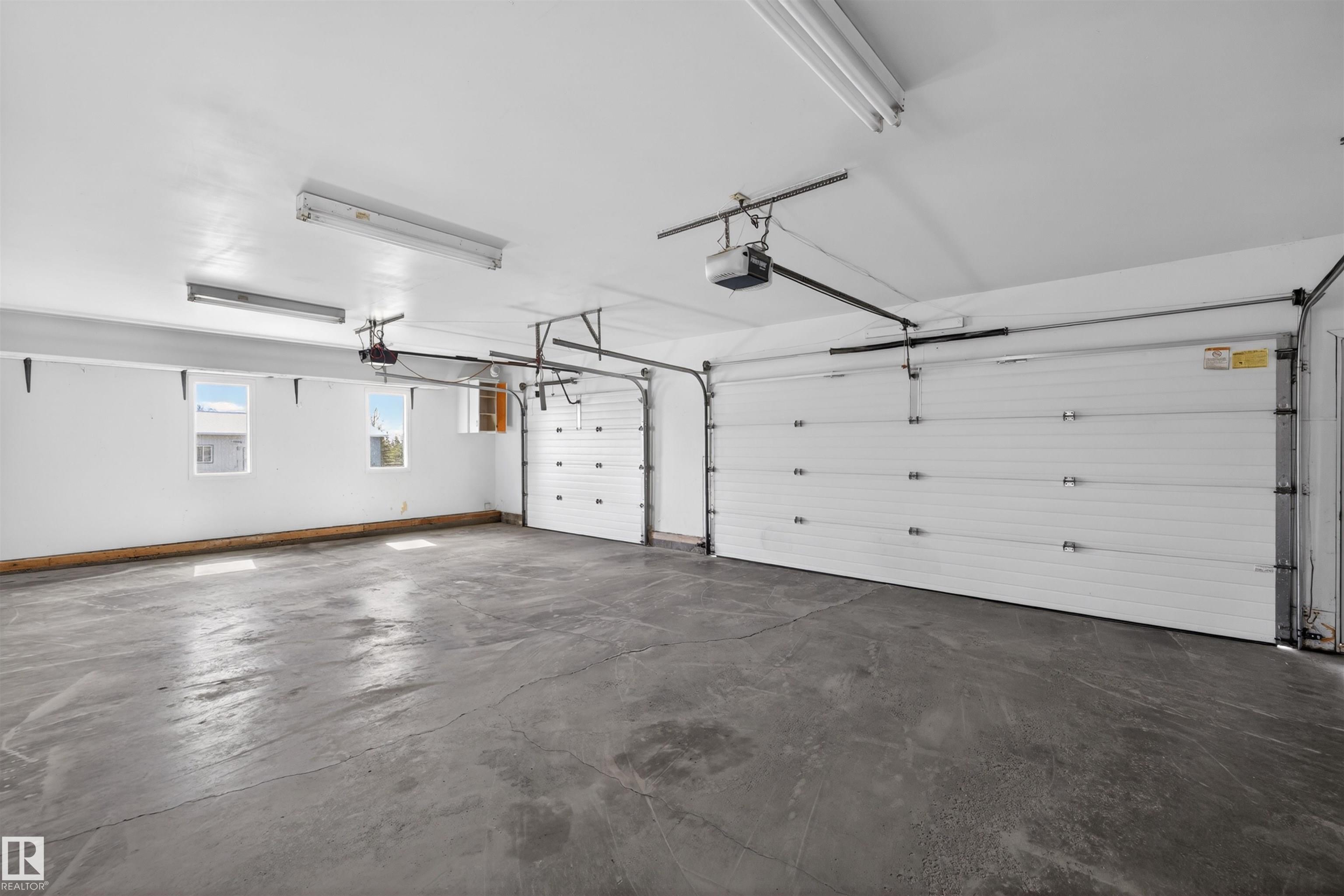https://zimg.paragon.ice.com/ParagonImages/Property/PM/RAE/225399888/55/0/0/195cb82203d4ceed7e003c8ebe7d0799/1/bde3e18108ae62db37bf161c3558717b/225399888-92fcb02e-11b0-44d3-8ba1-dc93be4e220f.JPG
