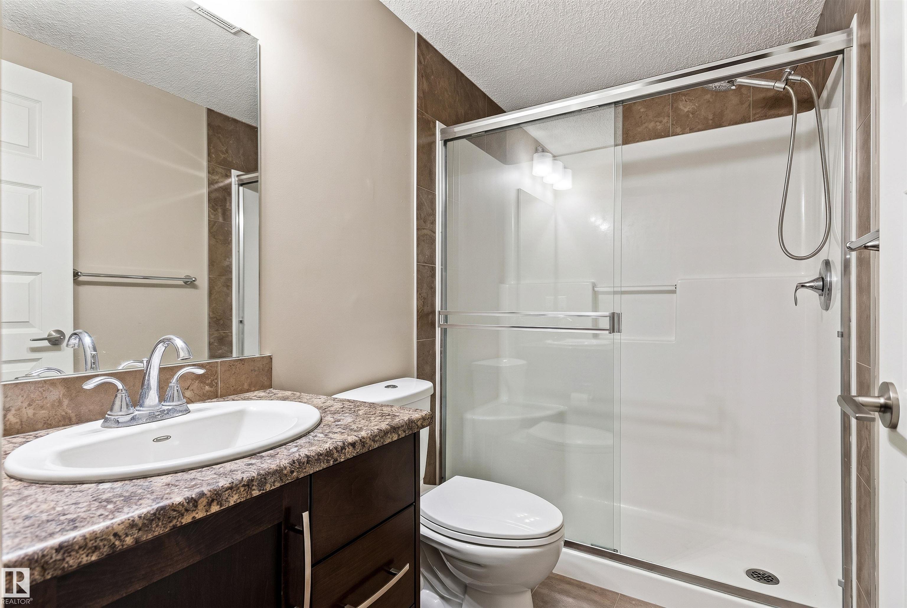 https://zimg.paragon.ice.com/ParagonImages/Property/PM/RAE/225399890/12/0/0/5d1fd5d89b45cc1b5bbe508563a0f496/1/44a80cad072b9c2597bd46aa874ef93e/225399890-8469e450-bbaf-4637-851f-51fd53a257ca.JPG