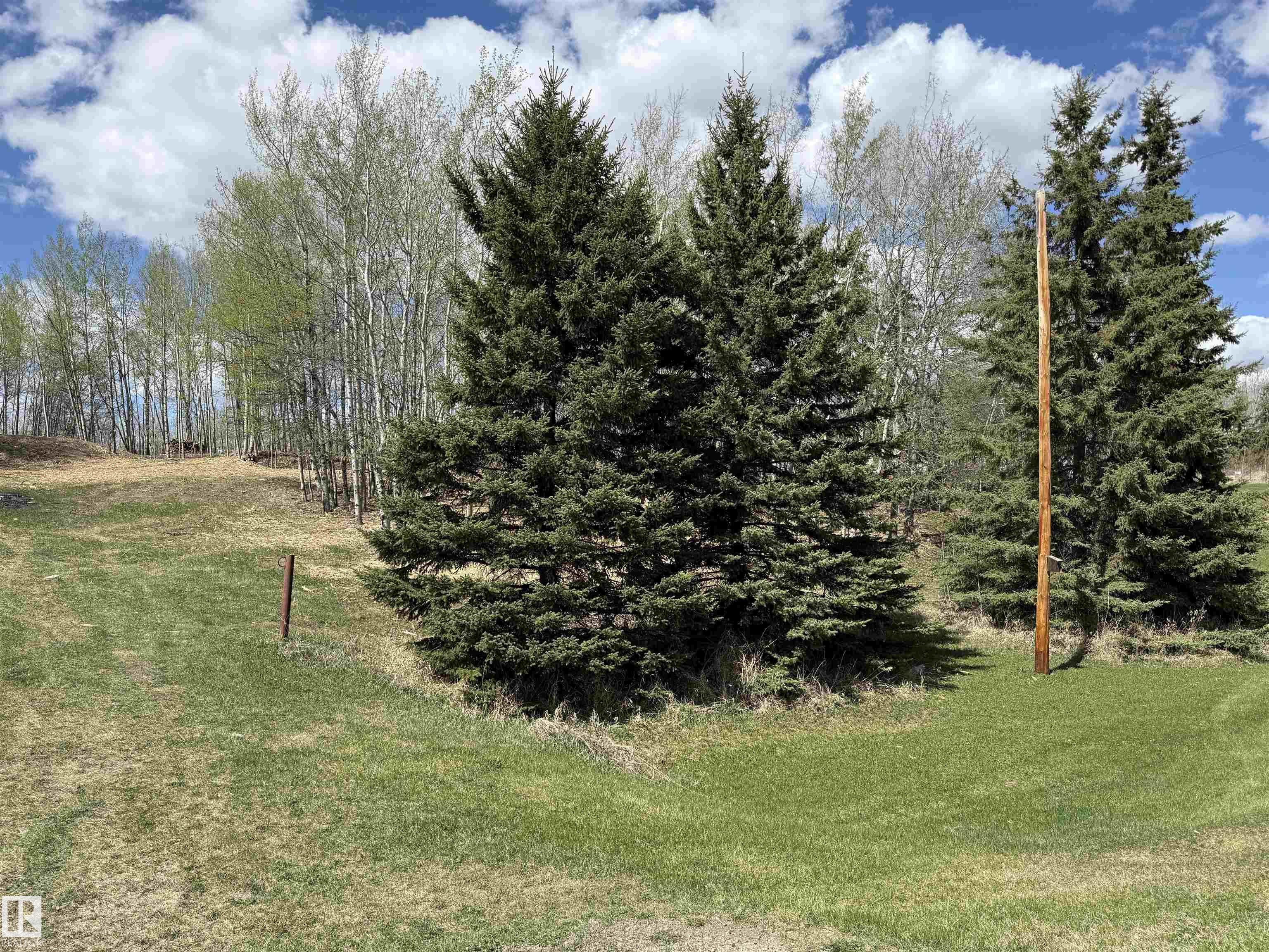 Photo 10 at 14 - 53319 Rge Road 14, Glory Lake Park, Rural Parkland County