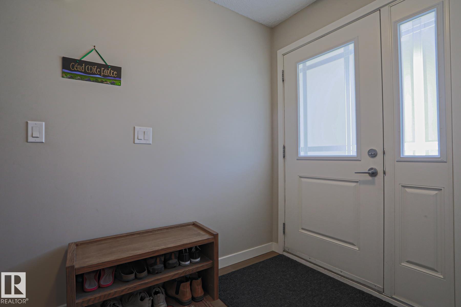 1622 33a Street NW, Laurel, Edmonton