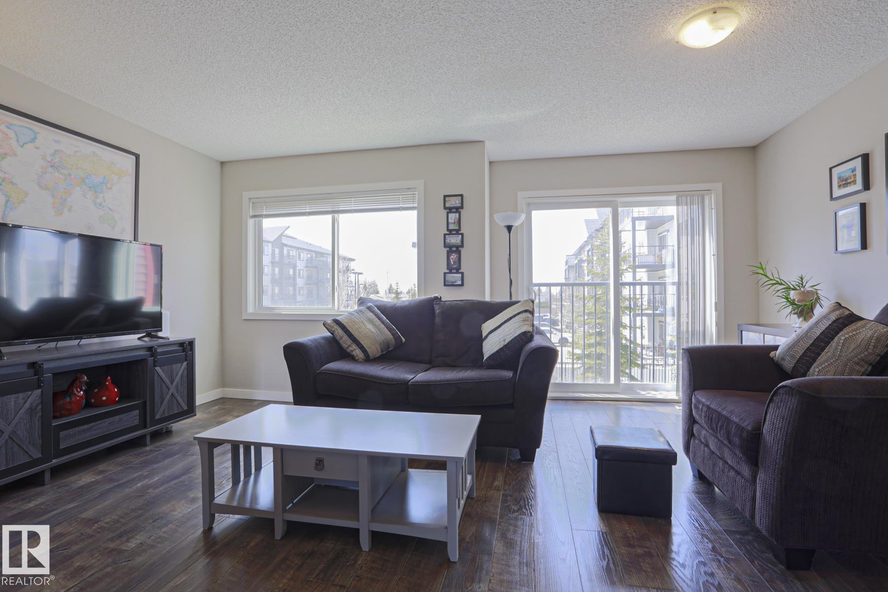 1622 33a Street NW, Laurel, Edmonton