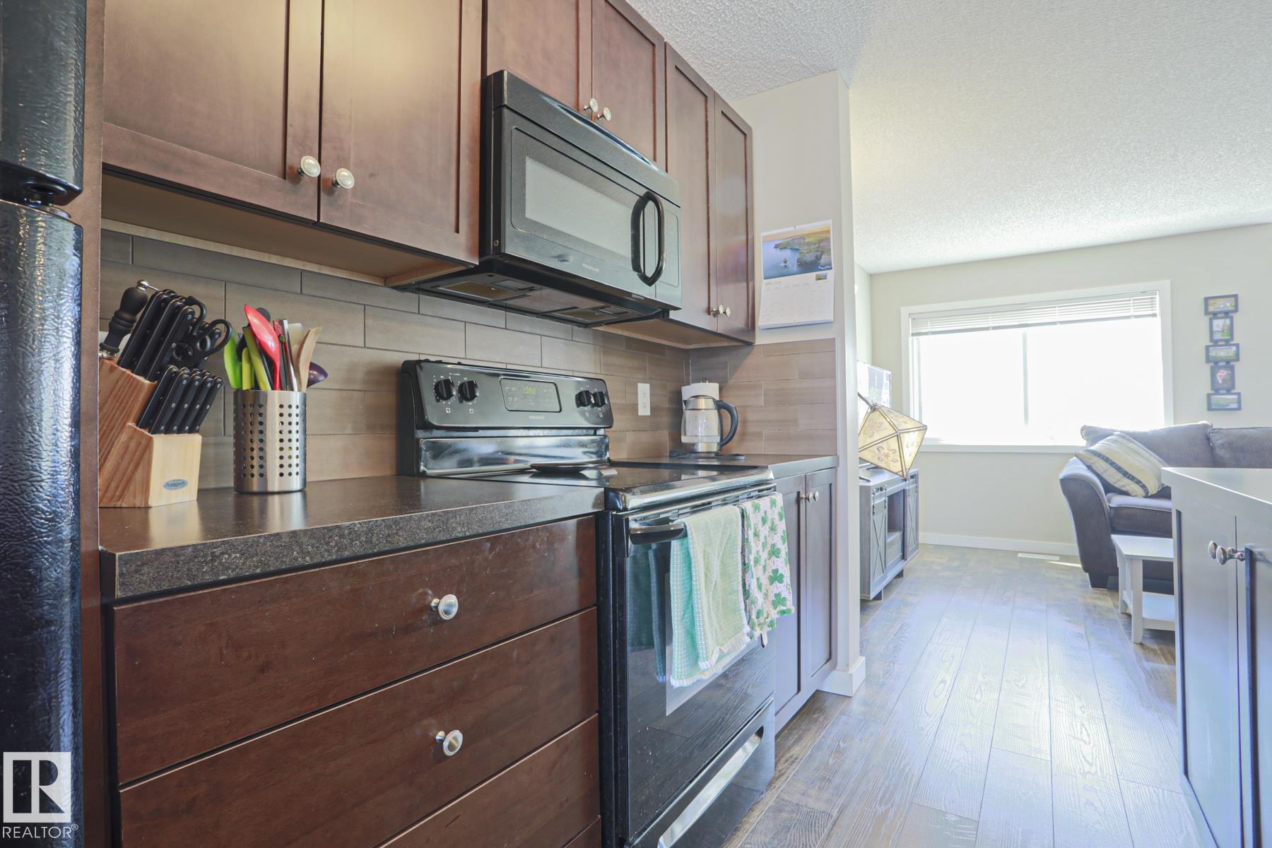 Photo 9 at 1622 33a Street NW, Laurel, Edmonton