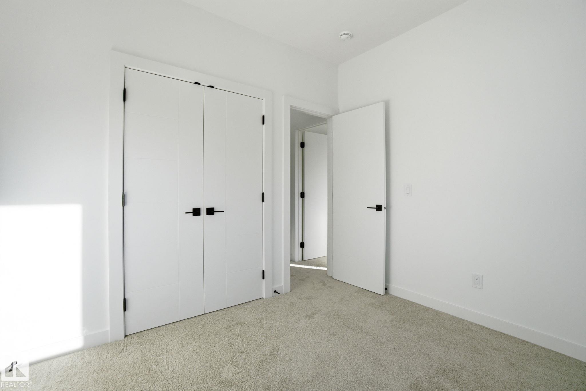 https://zimg.paragon.ice.com/ParagonImages/Property/PM/RAE/225399906/31/0/0/4c5c14bf391d293b1fdccaac63f5aa21/1/270c3996e944e4d3abeefa843abb8427/225399906-CBECC844-35AC-44EA-864B-8E27B65C05FE.JPG