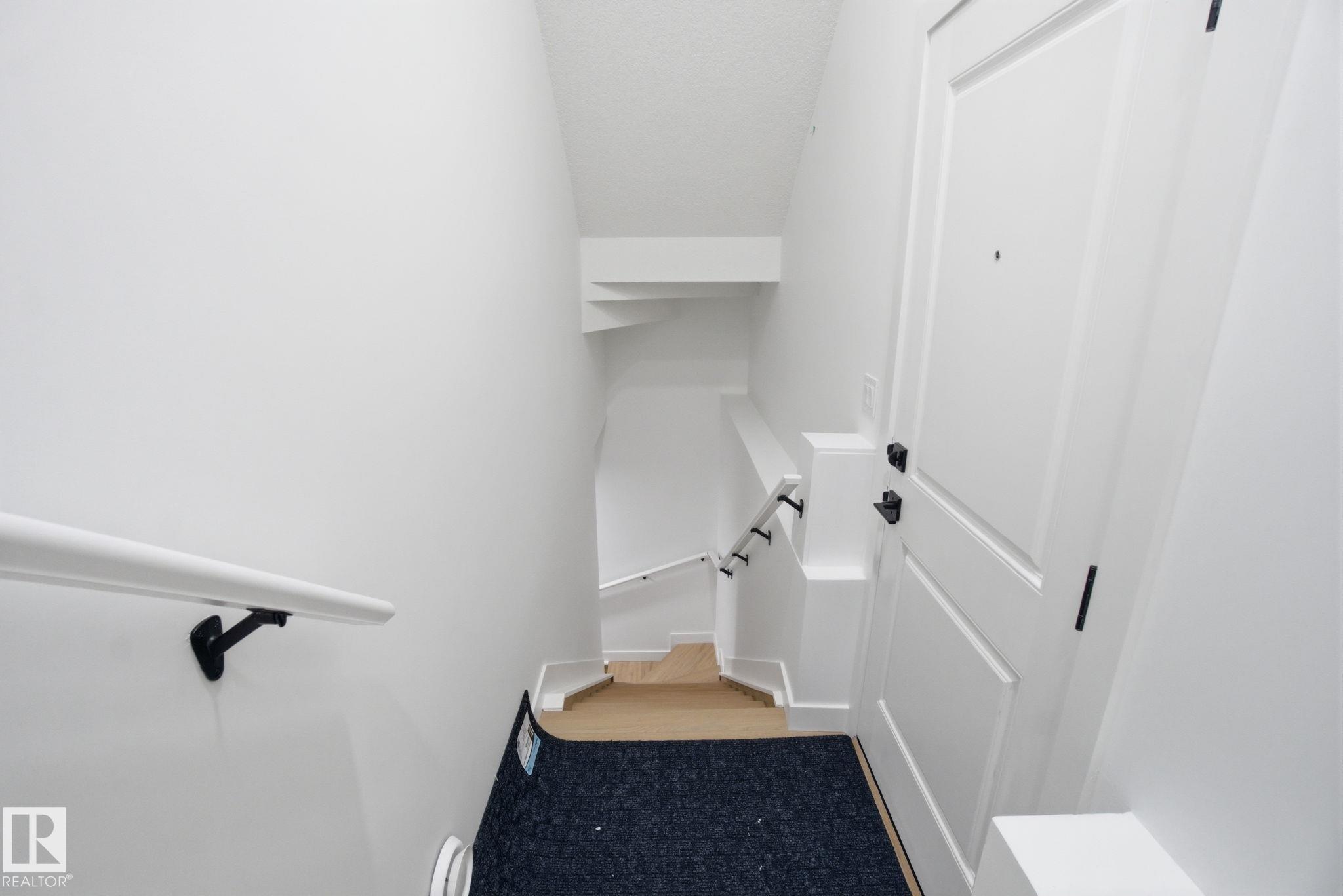 https://zimg.paragon.ice.com/ParagonImages/Property/PM/RAE/225399906/39/0/0/06054d42484d100ce61cd9f184be3a3a/1/270c3996e944e4d3abeefa843abb8427/225399906-45923ADE-7F1F-41E0-B52D-80C41A633594.JPG