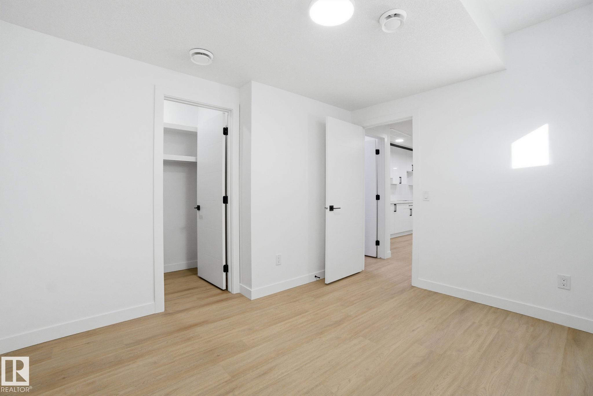 https://zimg.paragon.ice.com/ParagonImages/Property/PM/RAE/225399906/57/0/0/3cdbfce95c87dca9df6f42250f2331c6/1/270c3996e944e4d3abeefa843abb8427/225399906-336C62E4-2F7F-4A3E-86C0-11E327F8C34F.JPG