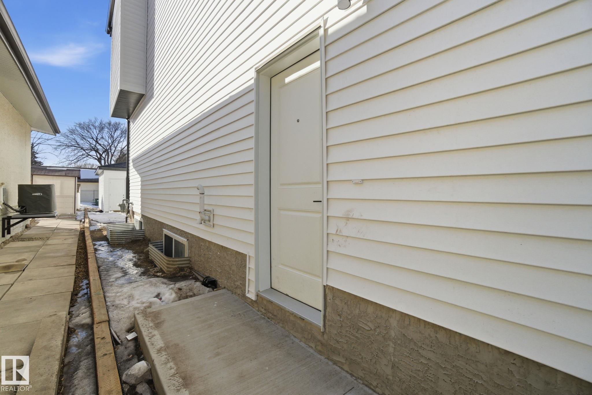 https://zimg.paragon.ice.com/ParagonImages/Property/PM/RAE/225399906/60/0/0/9aad94ef77f55318a5910593f91cf0d7/1/270c3996e944e4d3abeefa843abb8427/225399906-E5B7B6AB-69B2-4A10-9FC3-E4A36EFBEF9A.JPG