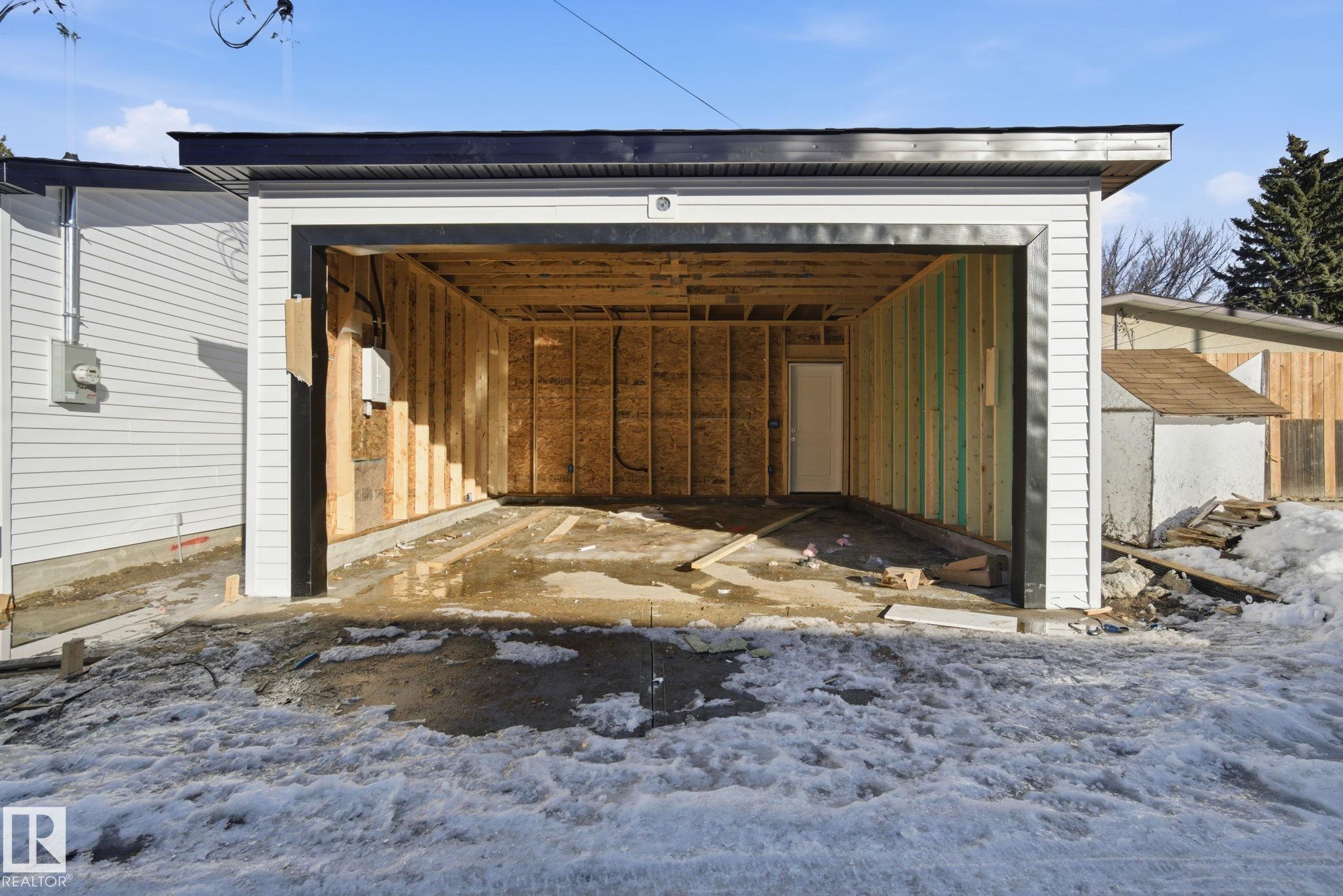 https://zimg.paragon.ice.com/ParagonImages/Property/PM/RAE/225399906/65/0/0/6ecf39b1cc2a76d59b51cd016545bffd/1/270c3996e944e4d3abeefa843abb8427/225399906-25FAE70B-DCF9-4606-BC30-492AF12F8A21.JPG