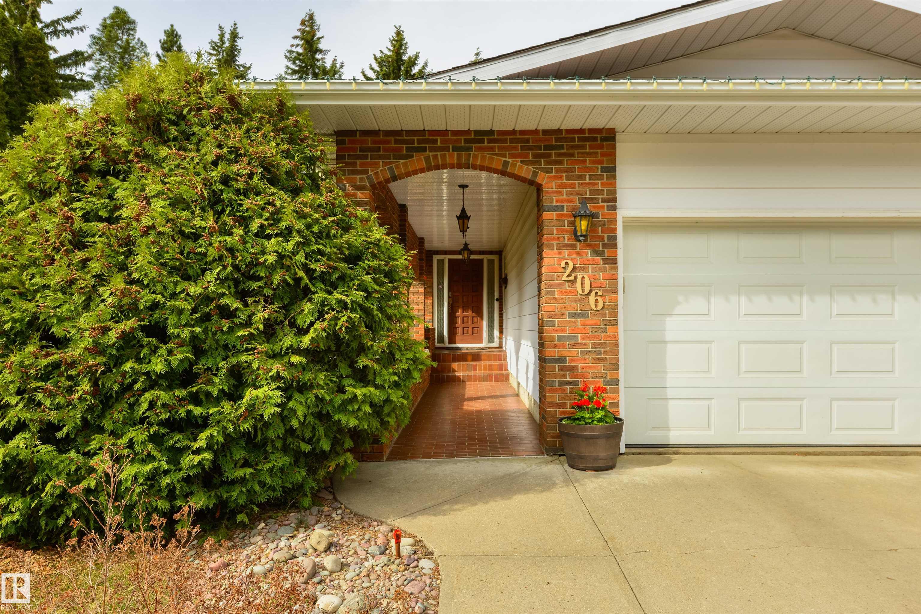 Picture for 206 WOLF WILLOW CR NW