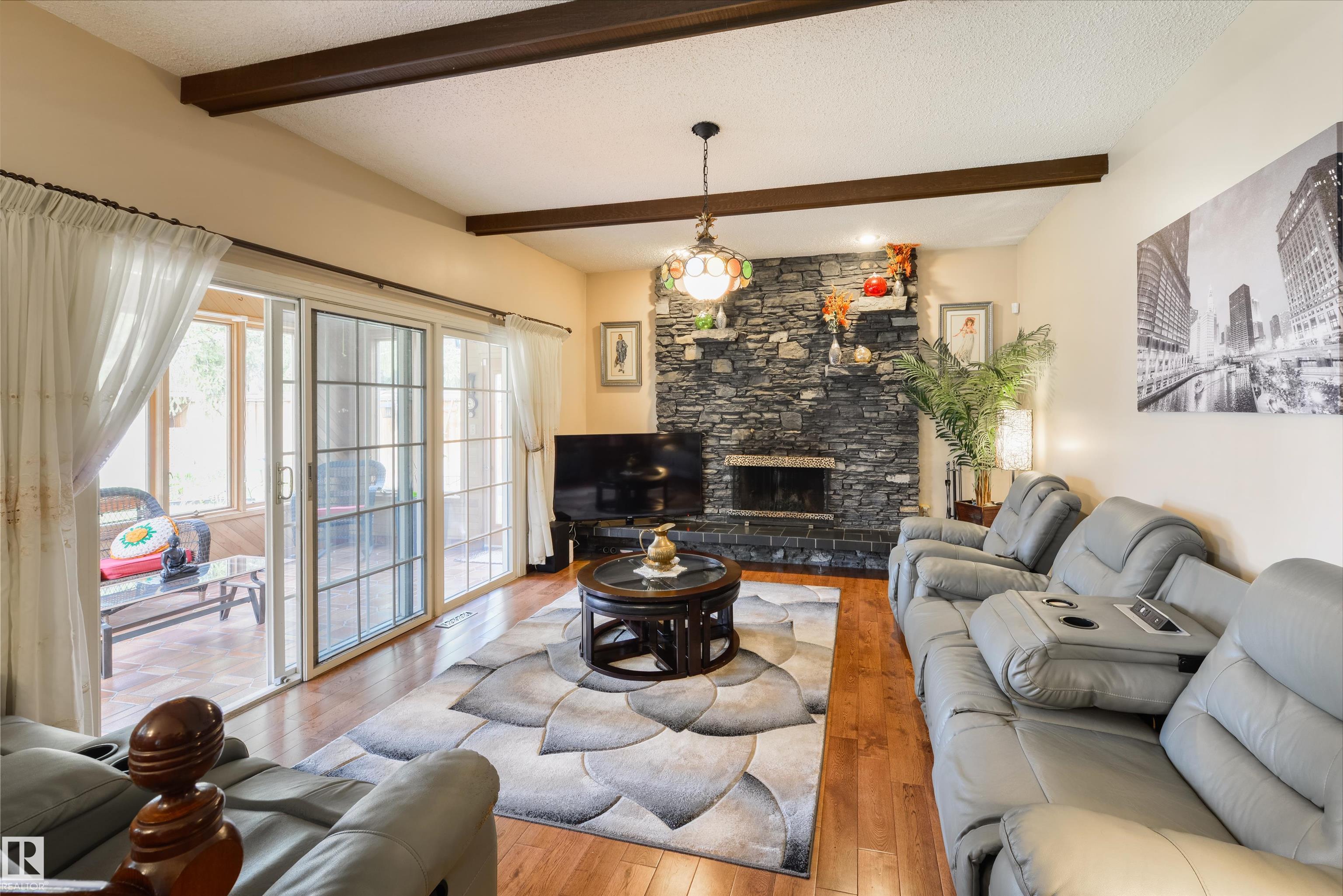 https://zimg.paragon.ice.com/ParagonImages/Property/PM/RAE/225399908/22/0/0/0e915815ac2b500abb8313d71c3e0b82/1/1ef01d3eaee7a7ce7a955b1bc49b4bd6/225399908-478e6d98-412e-405e-a71d-65757f980ddd.JPG