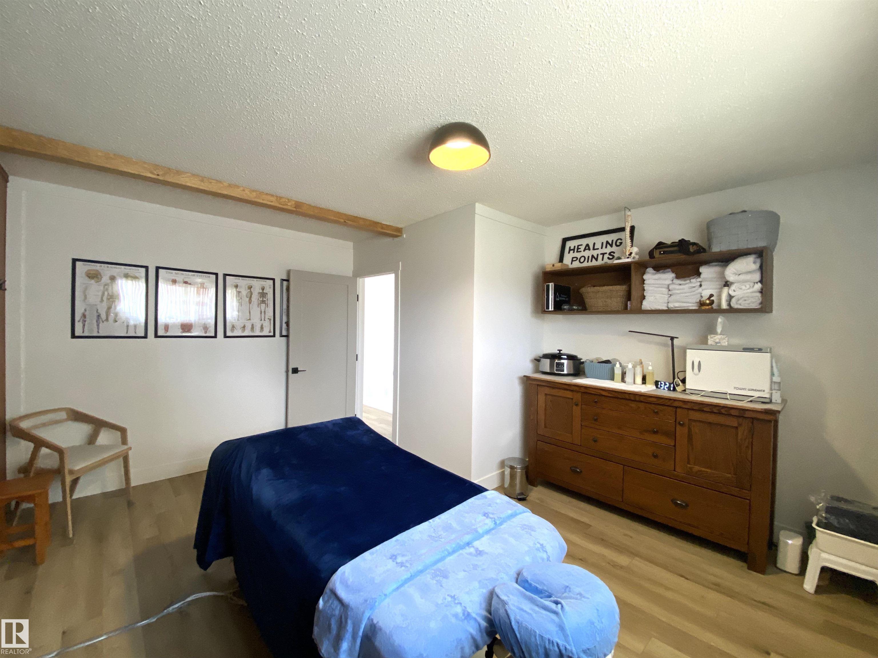 Photo 15 at 12137 50 Street NW, Beacon Heights, Edmonton