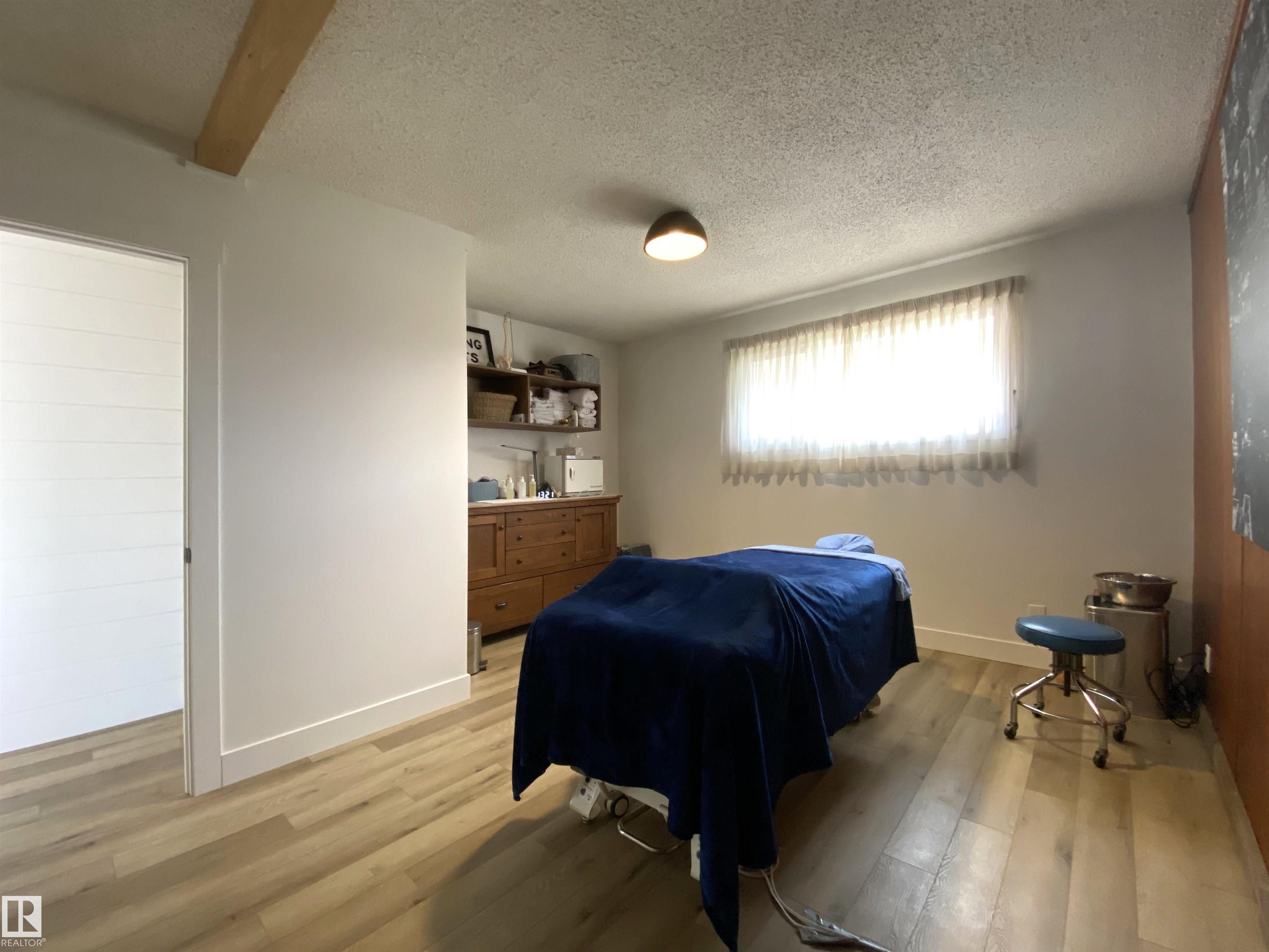 Photo 16 at 12137 50 Street NW, Beacon Heights, Edmonton