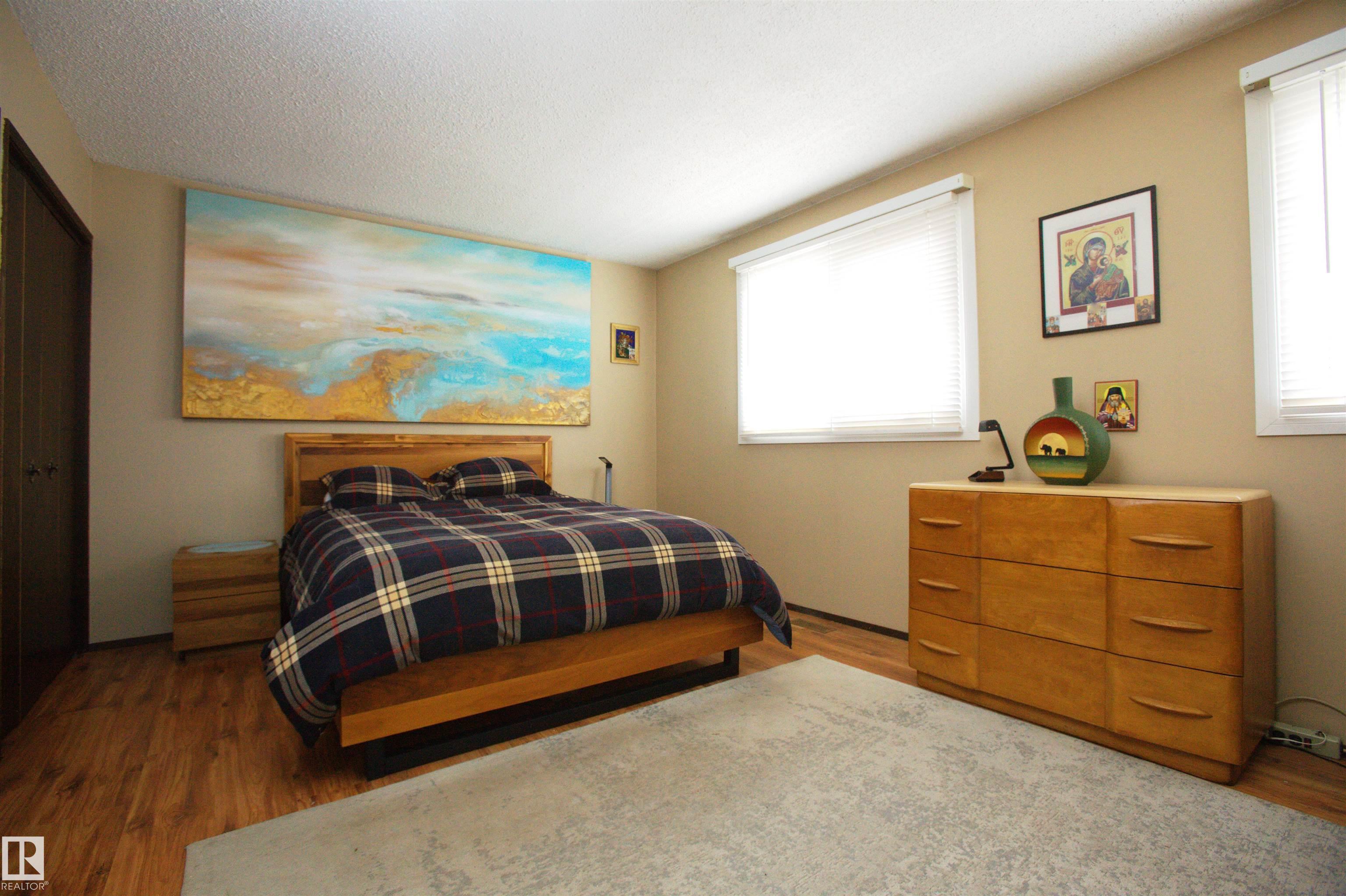 Photo 24 at 12137 50 Street NW, Beacon Heights, Edmonton