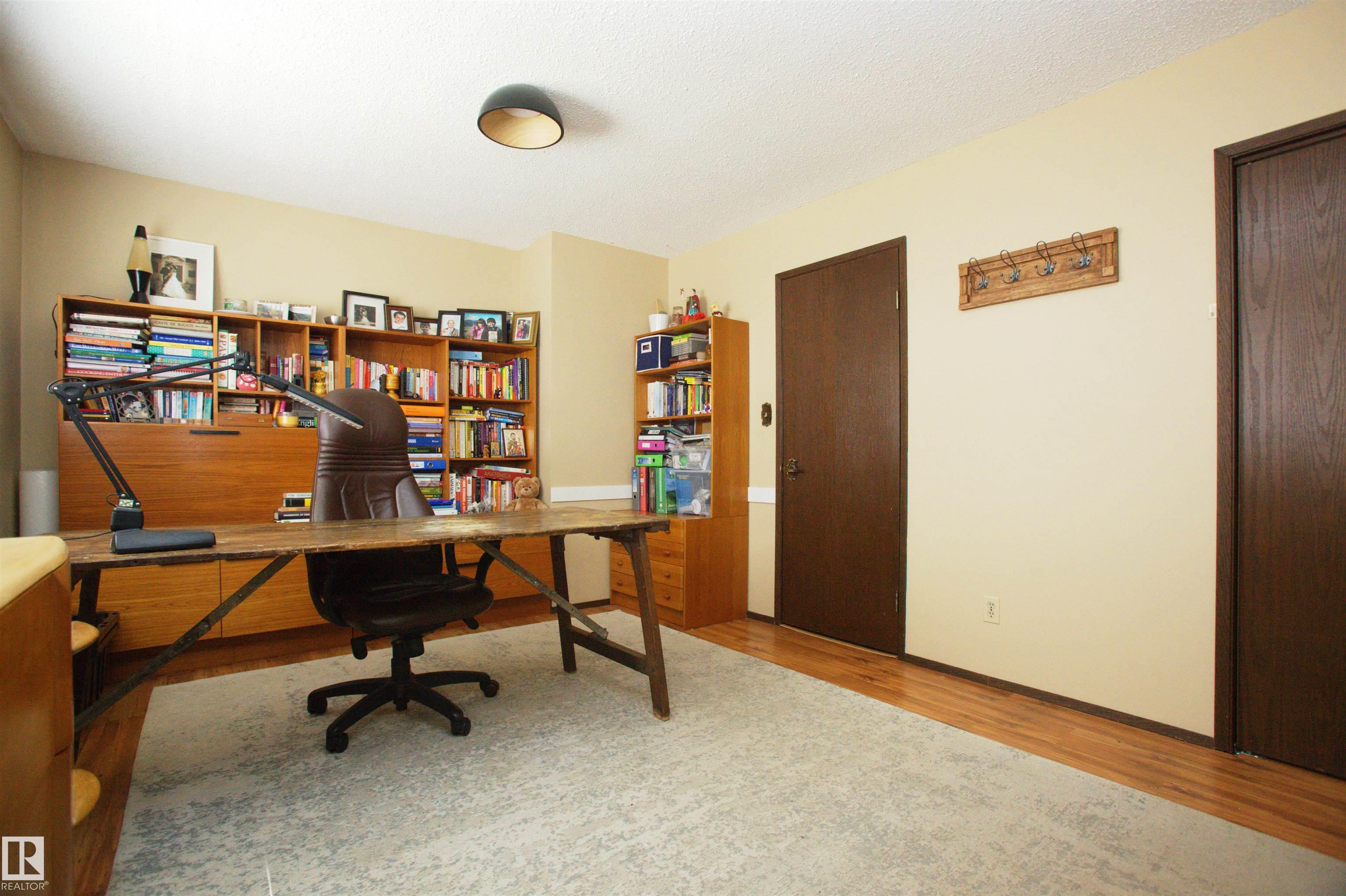 Photo 25 at 12137 50 Street NW, Beacon Heights, Edmonton