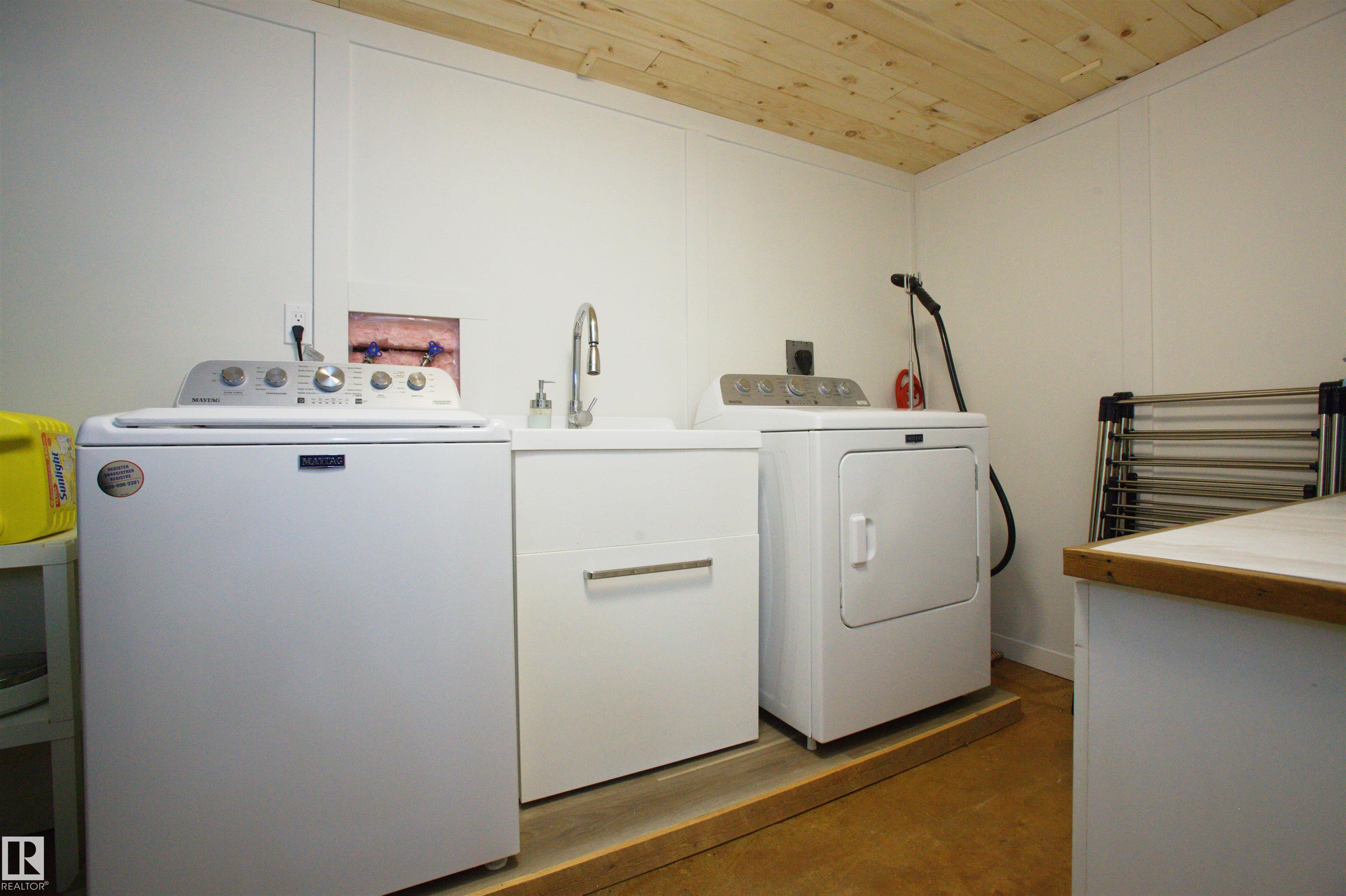 Photo 26 at 12137 50 Street NW, Beacon Heights, Edmonton