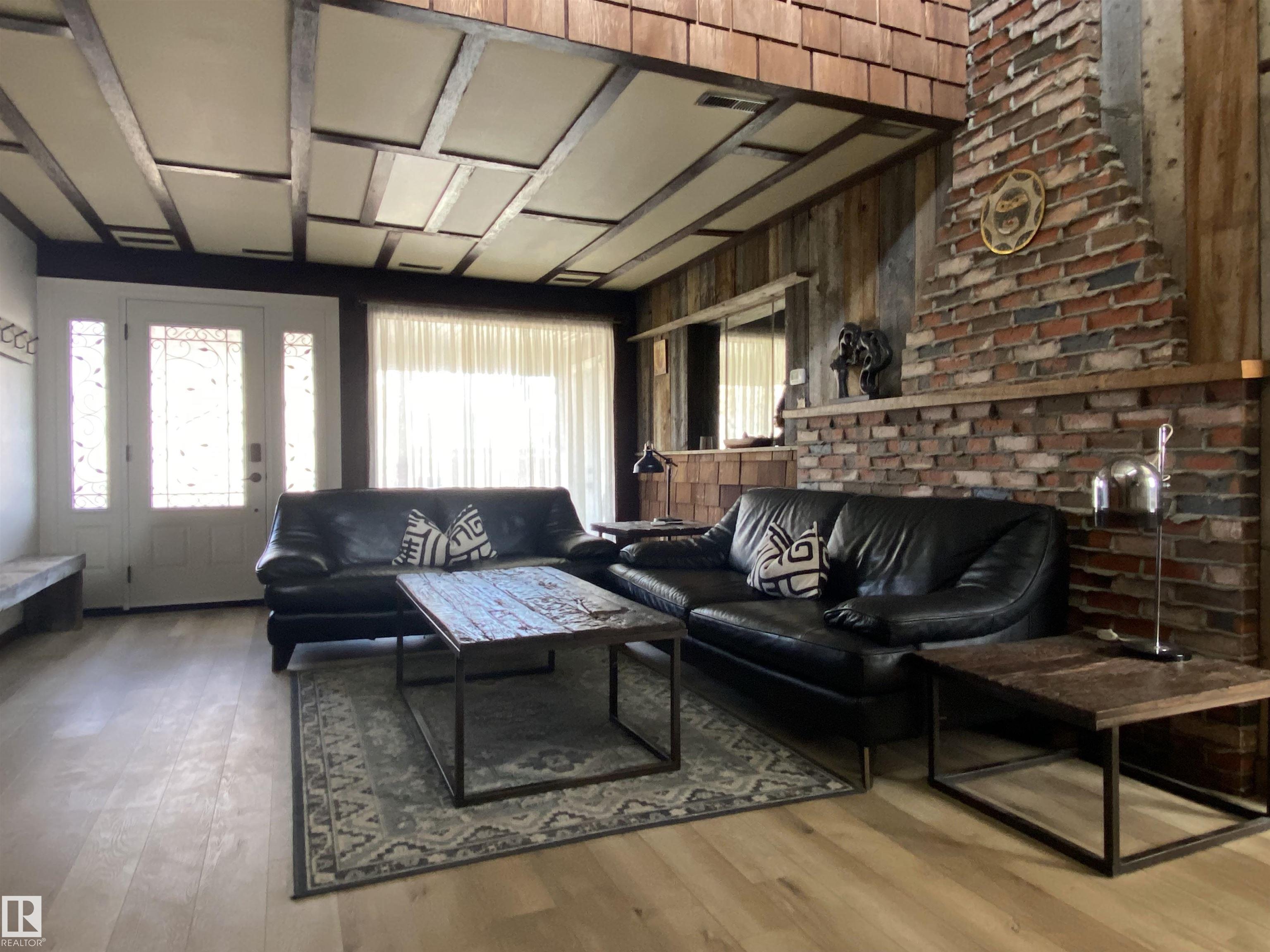 12137 50 Street NW, Beacon Heights, Edmonton