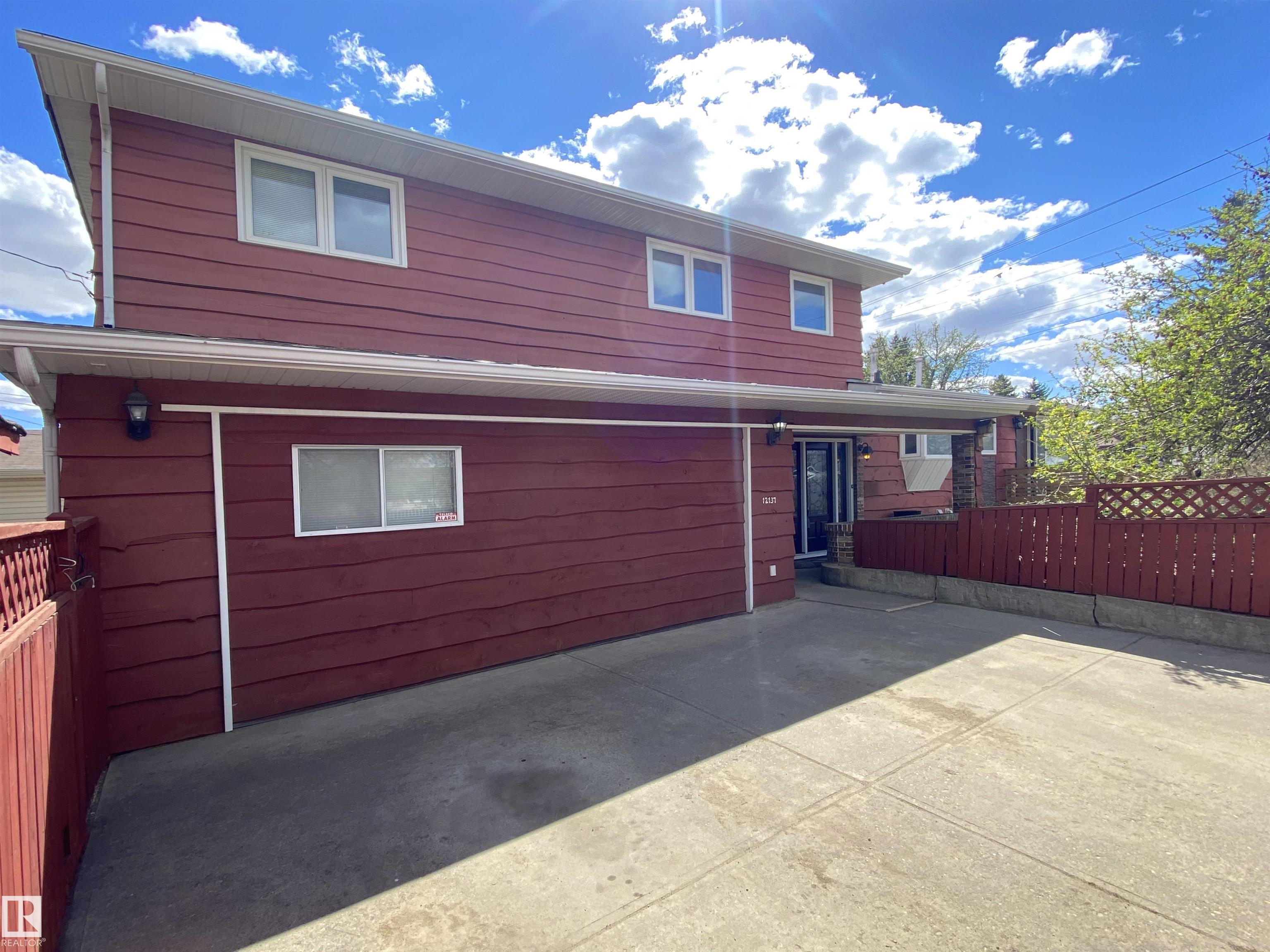 Photo 34 at 12137 50 Street NW, Beacon Heights, Edmonton