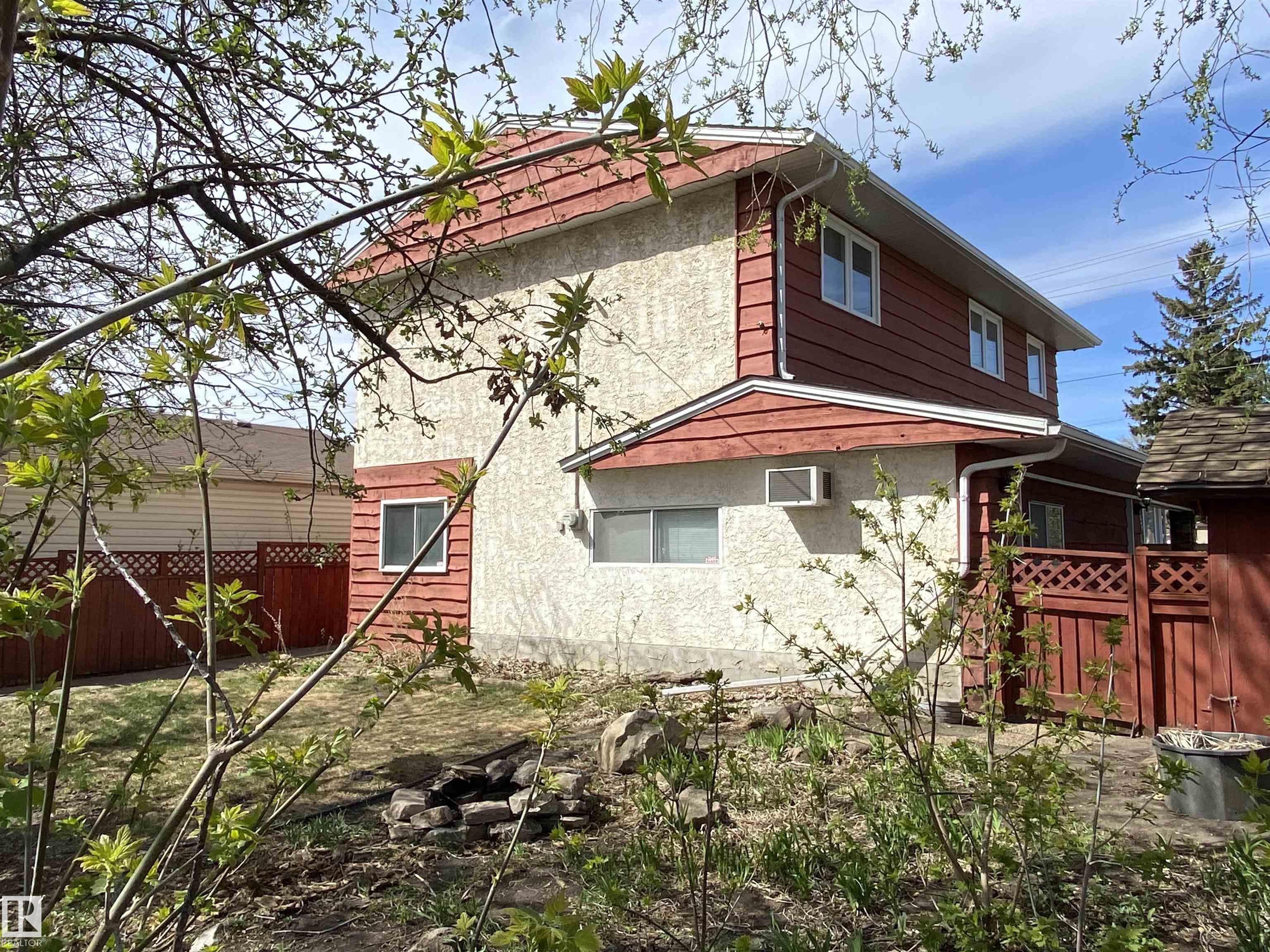 Photo 36 at 12137 50 Street NW, Beacon Heights, Edmonton