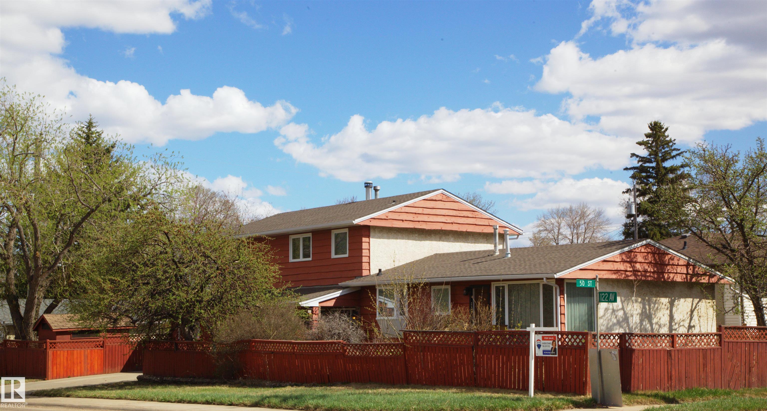 Photo 38 at 12137 50 Street NW, Beacon Heights, Edmonton