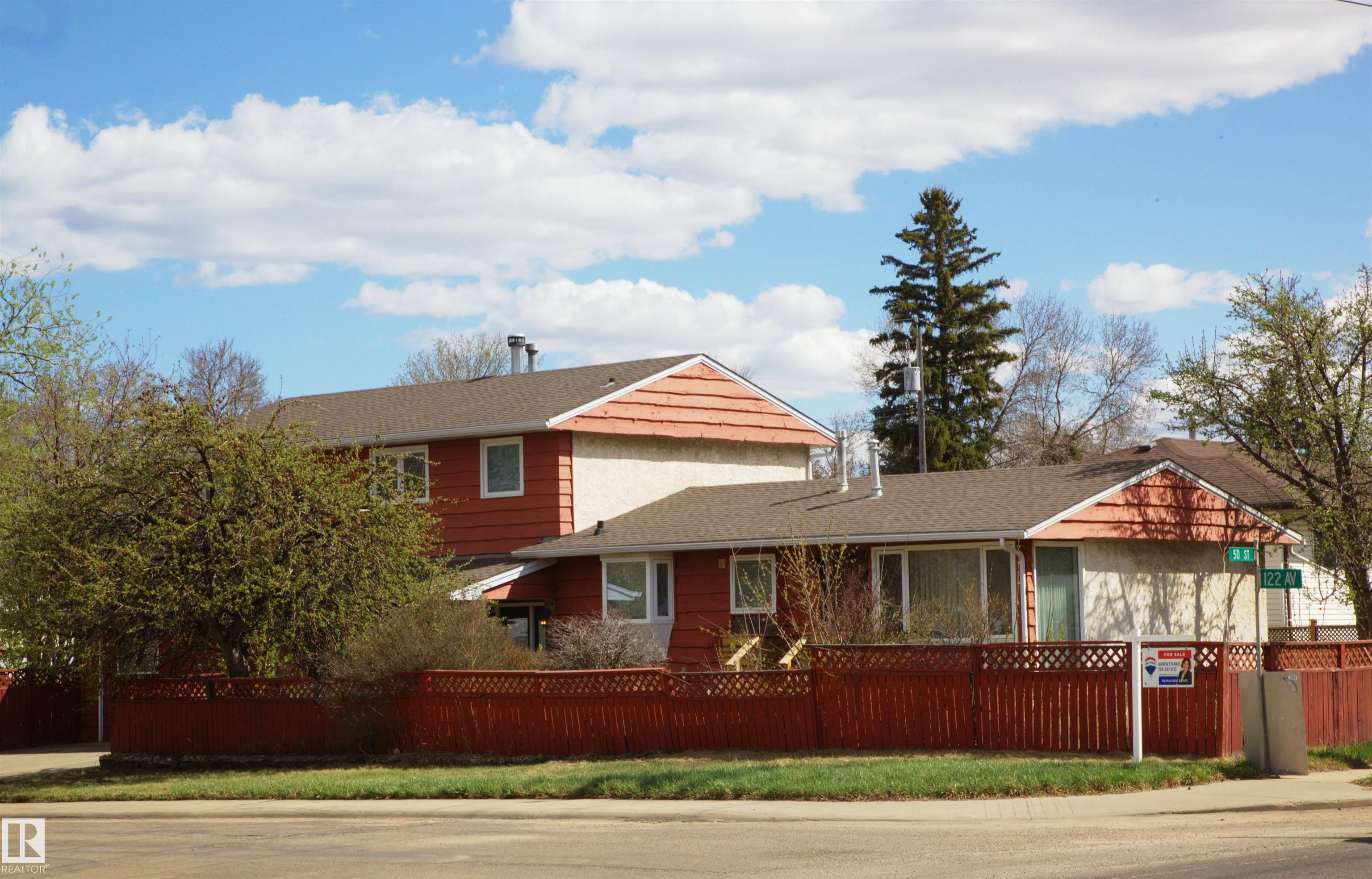 Photo 39 at 12137 50 Street NW, Beacon Heights, Edmonton