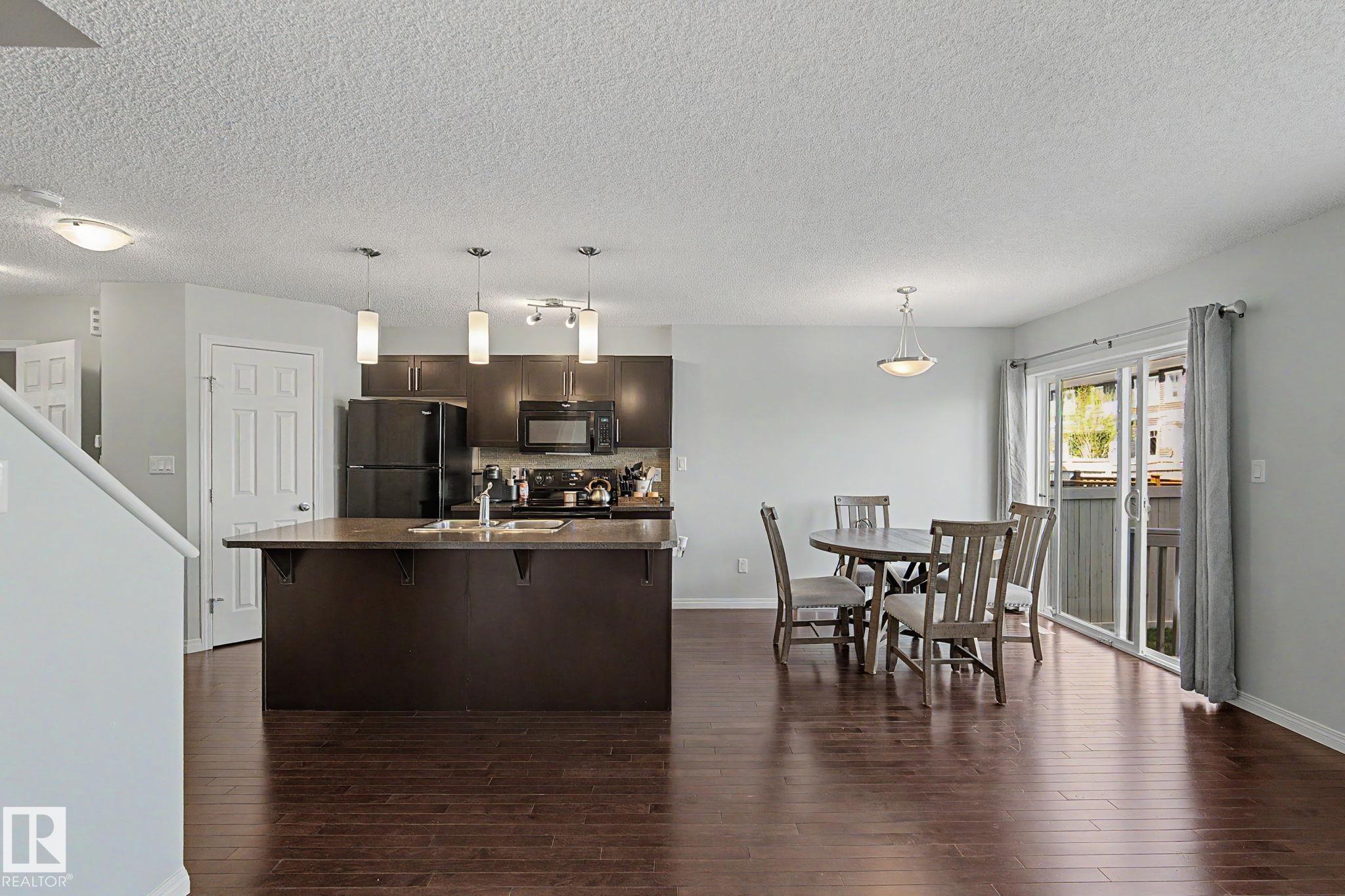 Photo 12 at 1747 Chapman Way SW, Chappelle Area, Edmonton