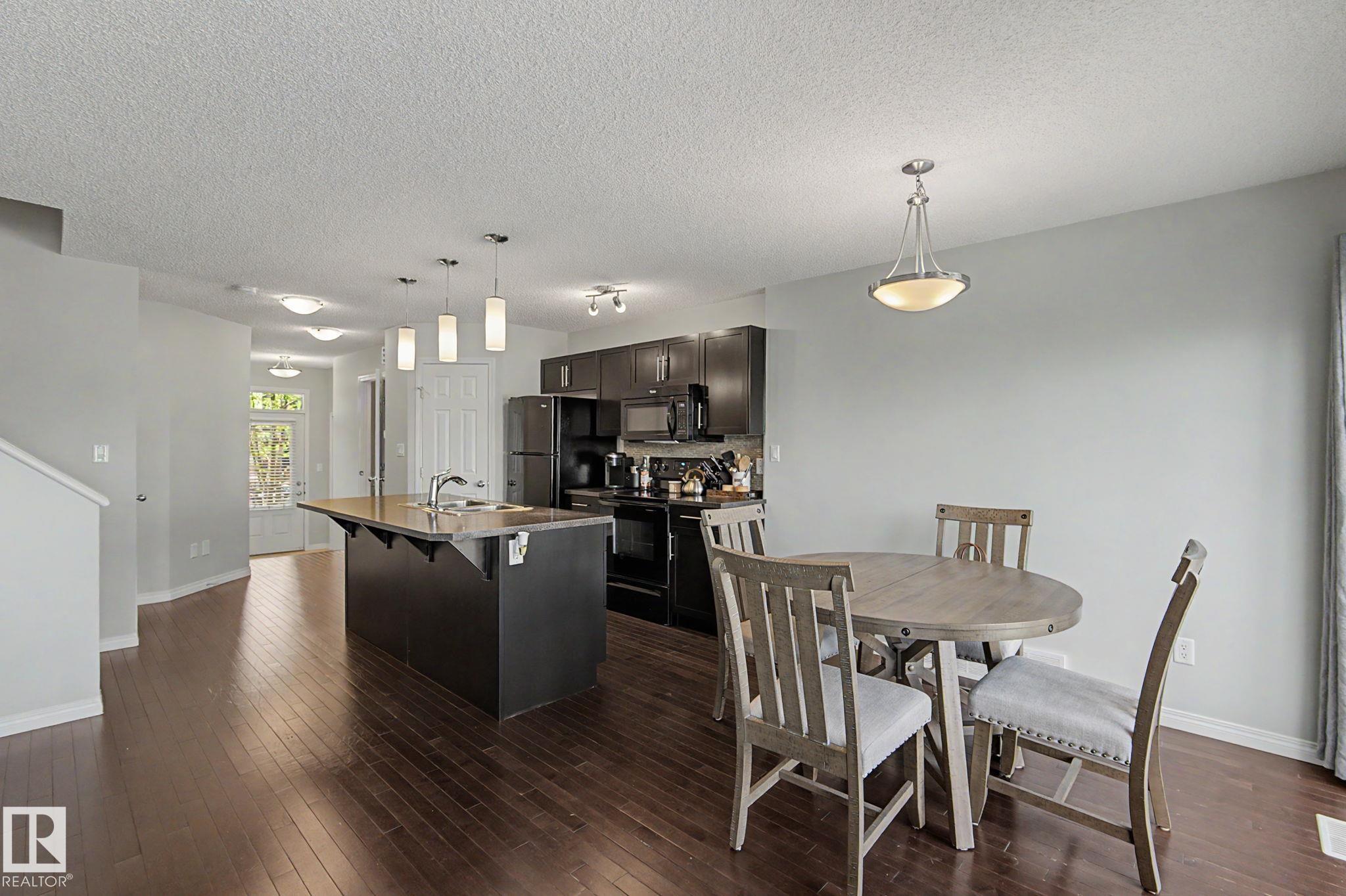 Photo 13 at 1747 Chapman Way SW, Chappelle Area, Edmonton
