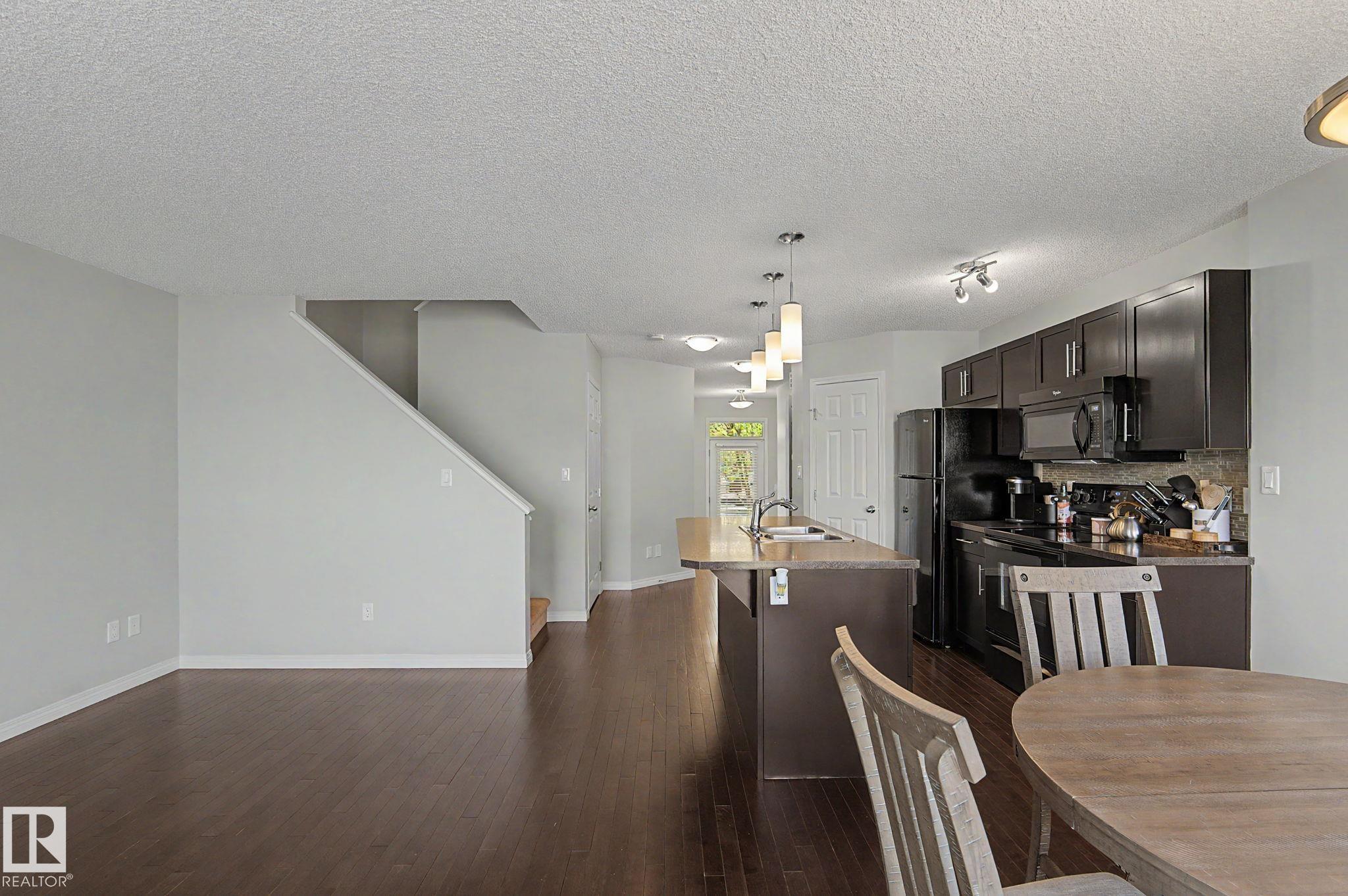 Photo 16 at 1747 Chapman Way SW, Chappelle Area, Edmonton
