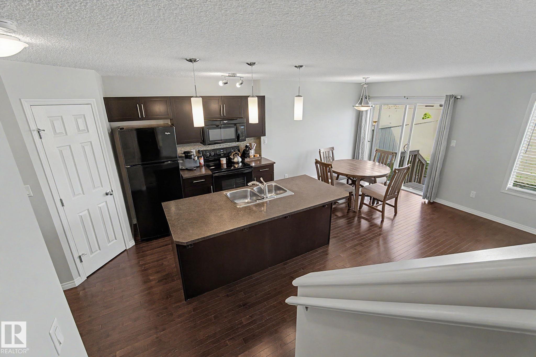 Photo 20 at 1747 Chapman Way SW, Chappelle Area, Edmonton
