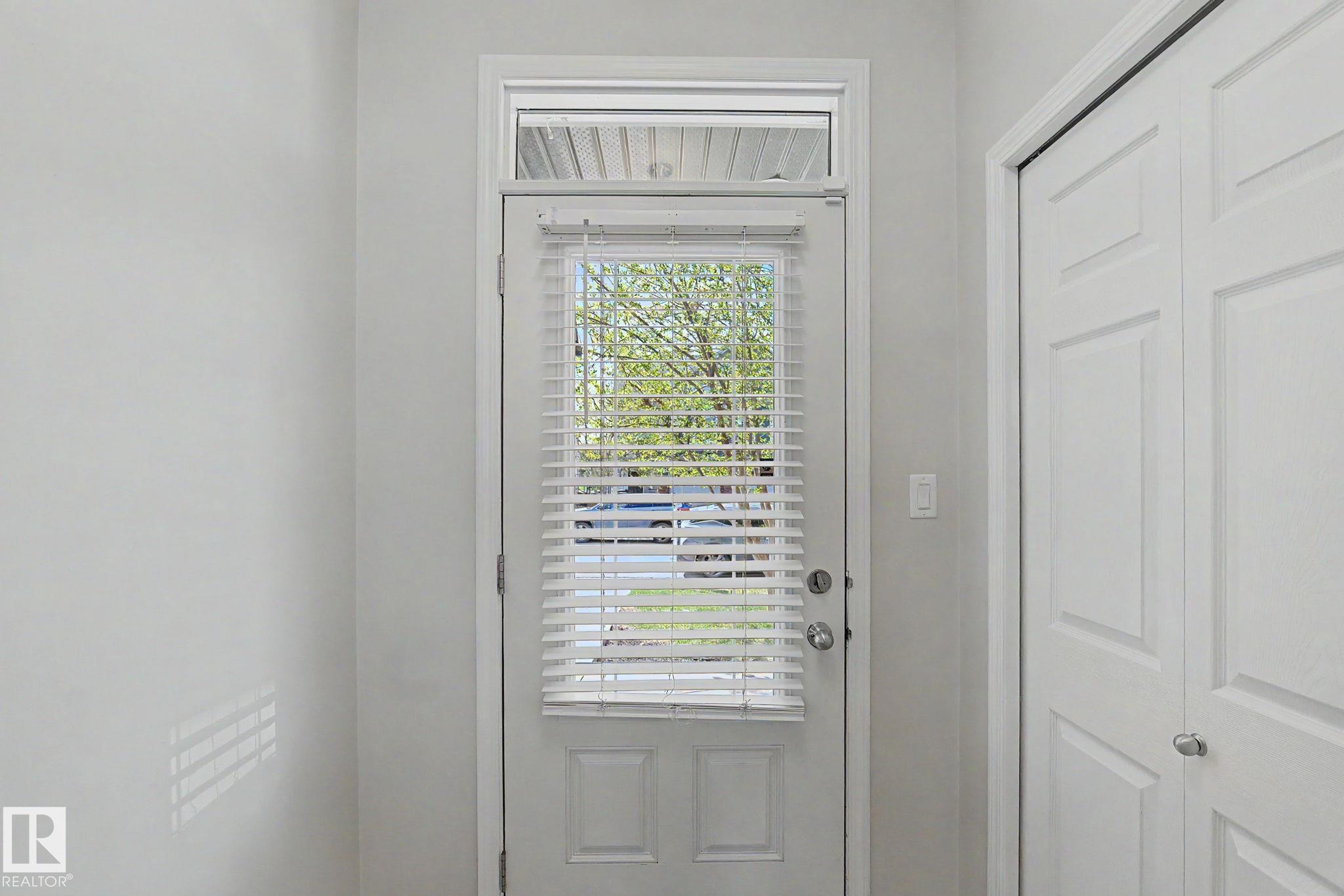 Photo 6 at 1747 Chapman Way SW, Chappelle Area, Edmonton