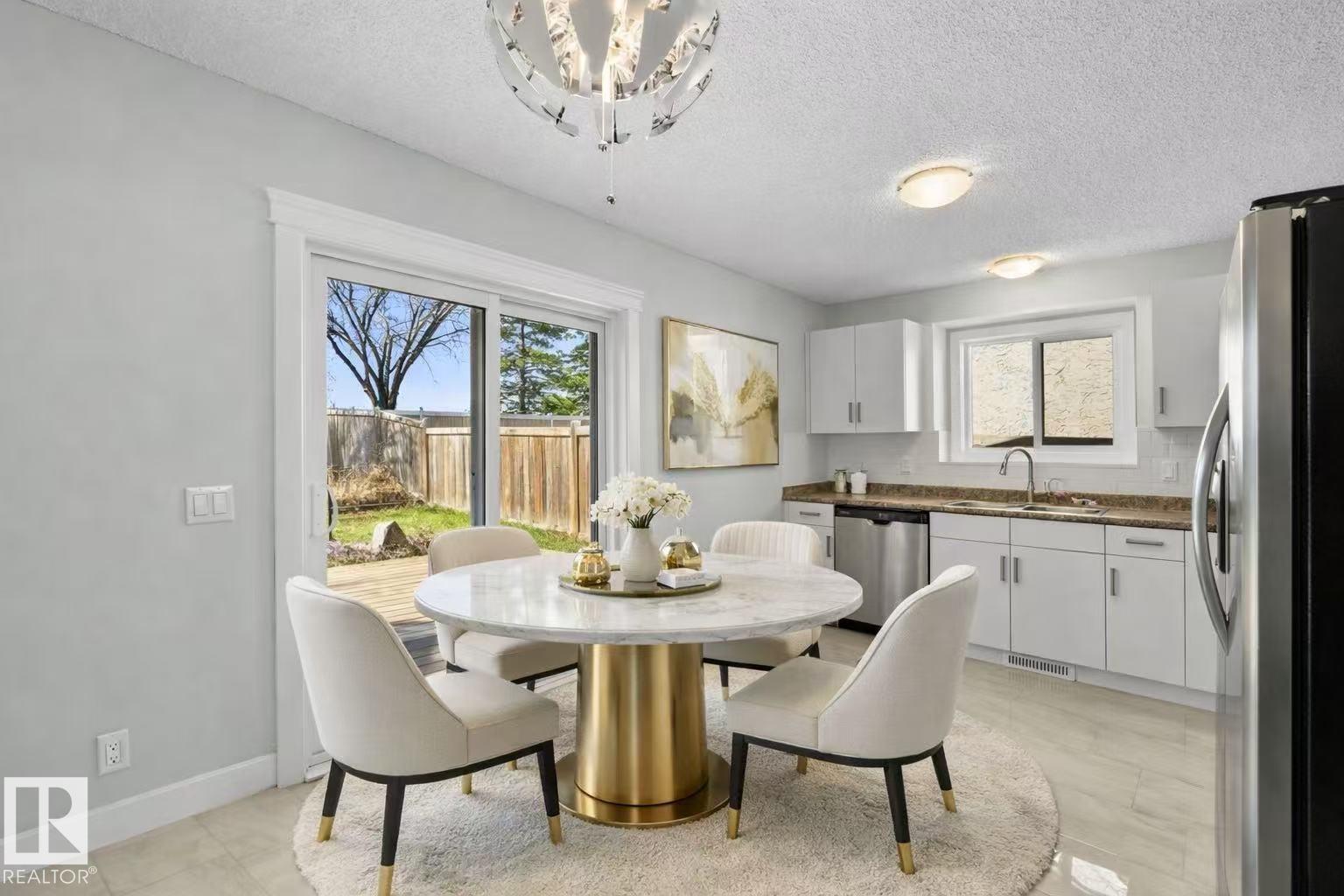 https://zimg.paragon.ice.com/ParagonImages/Property/PM/RAE/225399914/10/0/0/77442cf0c06484517b631778b61fb76c/1/b0682b26f2610e66cddb5d04cdcdb178/225399914-19617605-1c0c-463a-b2d8-e9f34fb3090c.JPG