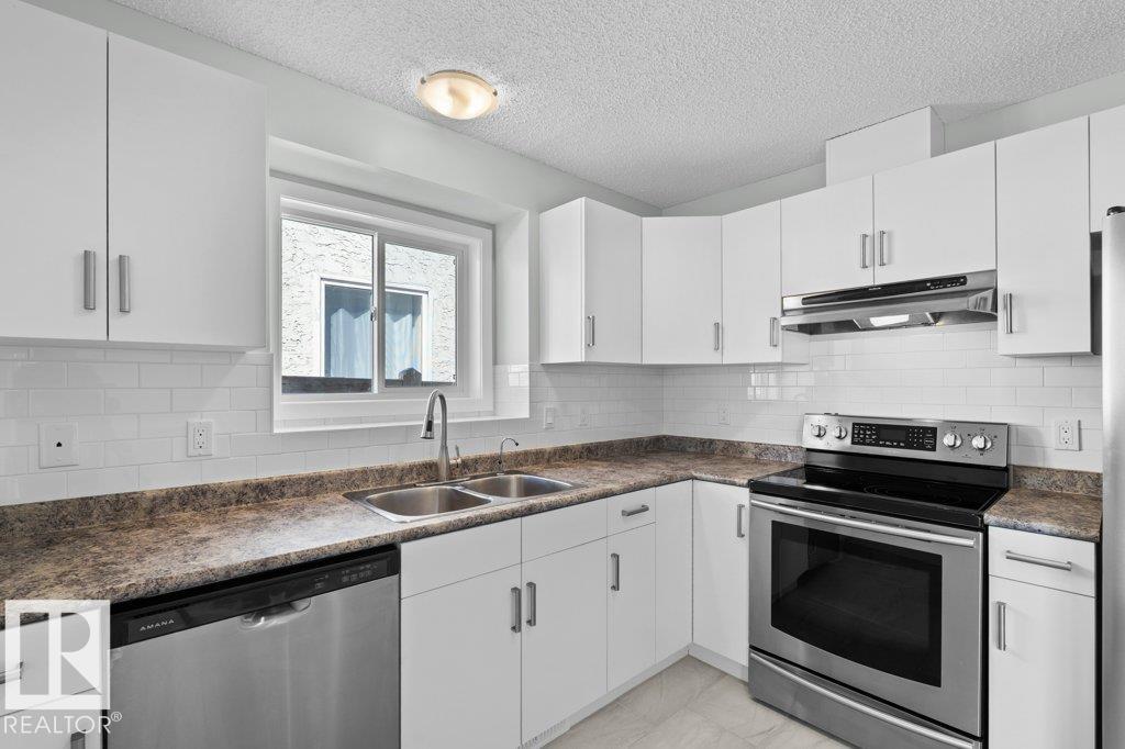 https://zimg.paragon.ice.com/ParagonImages/Property/PM/RAE/225399914/12/0/0/971143b1833f4584ad1691206c136cf7/1/b0682b26f2610e66cddb5d04cdcdb178/225399914-99f332f7-da55-4eb3-9fbd-d6310638ece6.JPG
