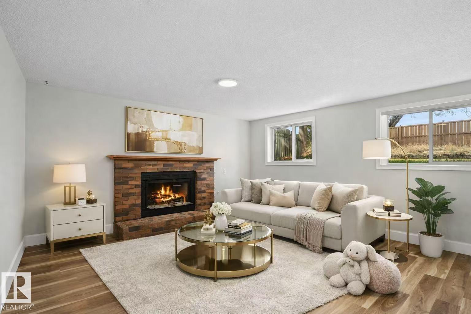 https://zimg.paragon.ice.com/ParagonImages/Property/PM/RAE/225399914/6/0/0/89e2bbdac935268e20e8978933bae2d5/1/b0682b26f2610e66cddb5d04cdcdb178/225399914-0ba3a097-dd66-4431-a987-2449b6304871.JPG