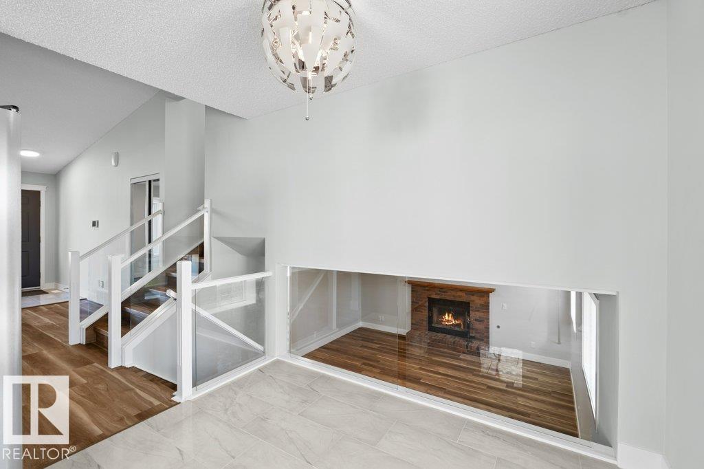 https://zimg.paragon.ice.com/ParagonImages/Property/PM/RAE/225399914/8/0/0/7c4ed3e23c42eca8804b3ebb48418063/1/b0682b26f2610e66cddb5d04cdcdb178/225399914-a57ef028-102c-4643-a3ab-379b8f2a8007.JPG