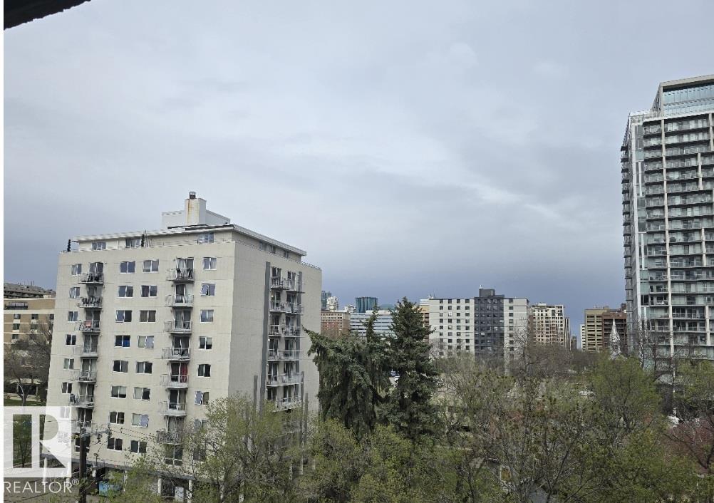 https://zimg.paragon.ice.com/ParagonImages/Property/PM/RAE/225399922/15/0/0/2edafa61777bf37afabfb42662115c7d/1/c44a0b74dccf67a4df86bb1bd5d766b8/225399922-f190af31-aac0-493f-970f-be34149af3d5.JPG