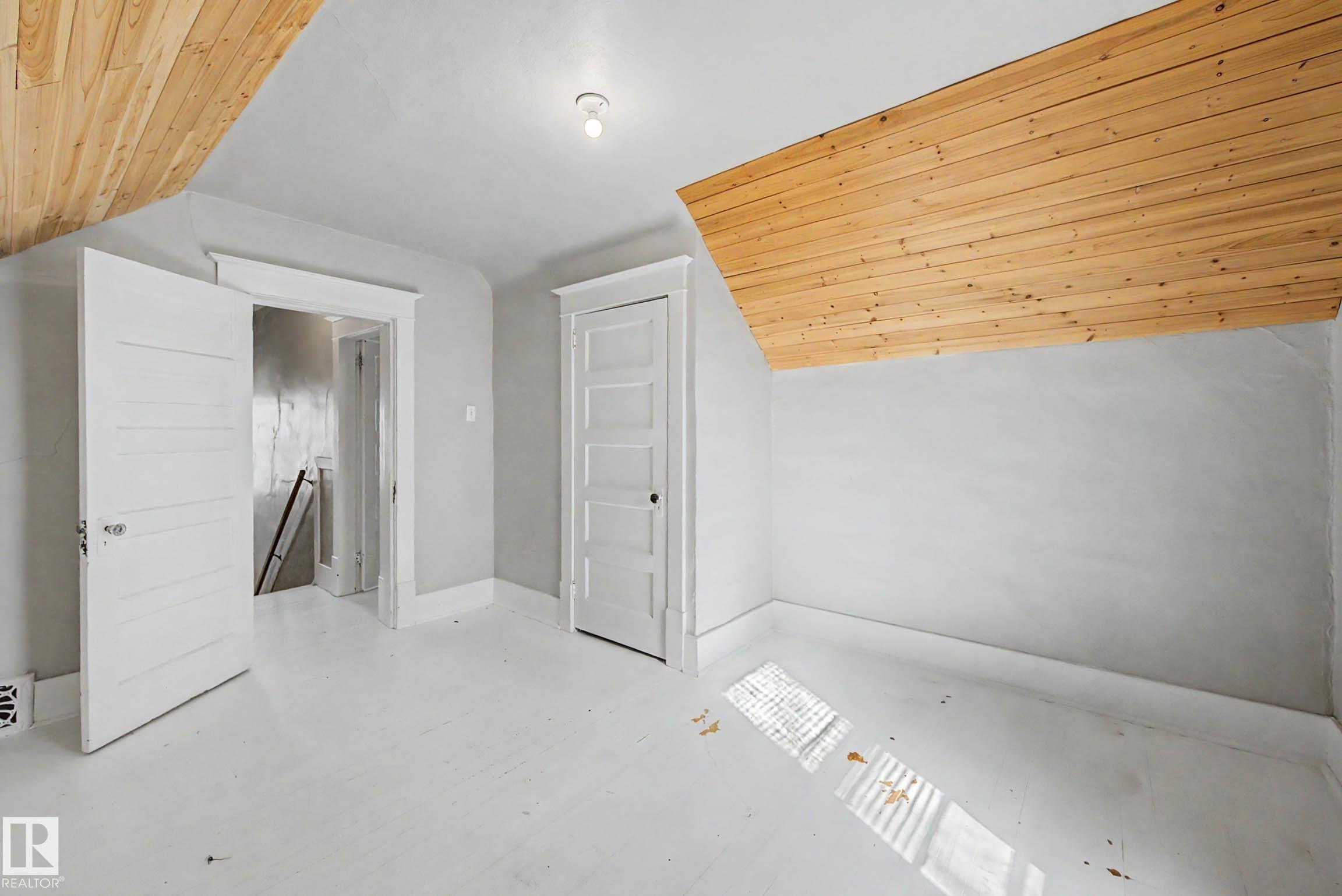 Photo 23 at 11634 123 Street NW, Inglewood, Edmonton