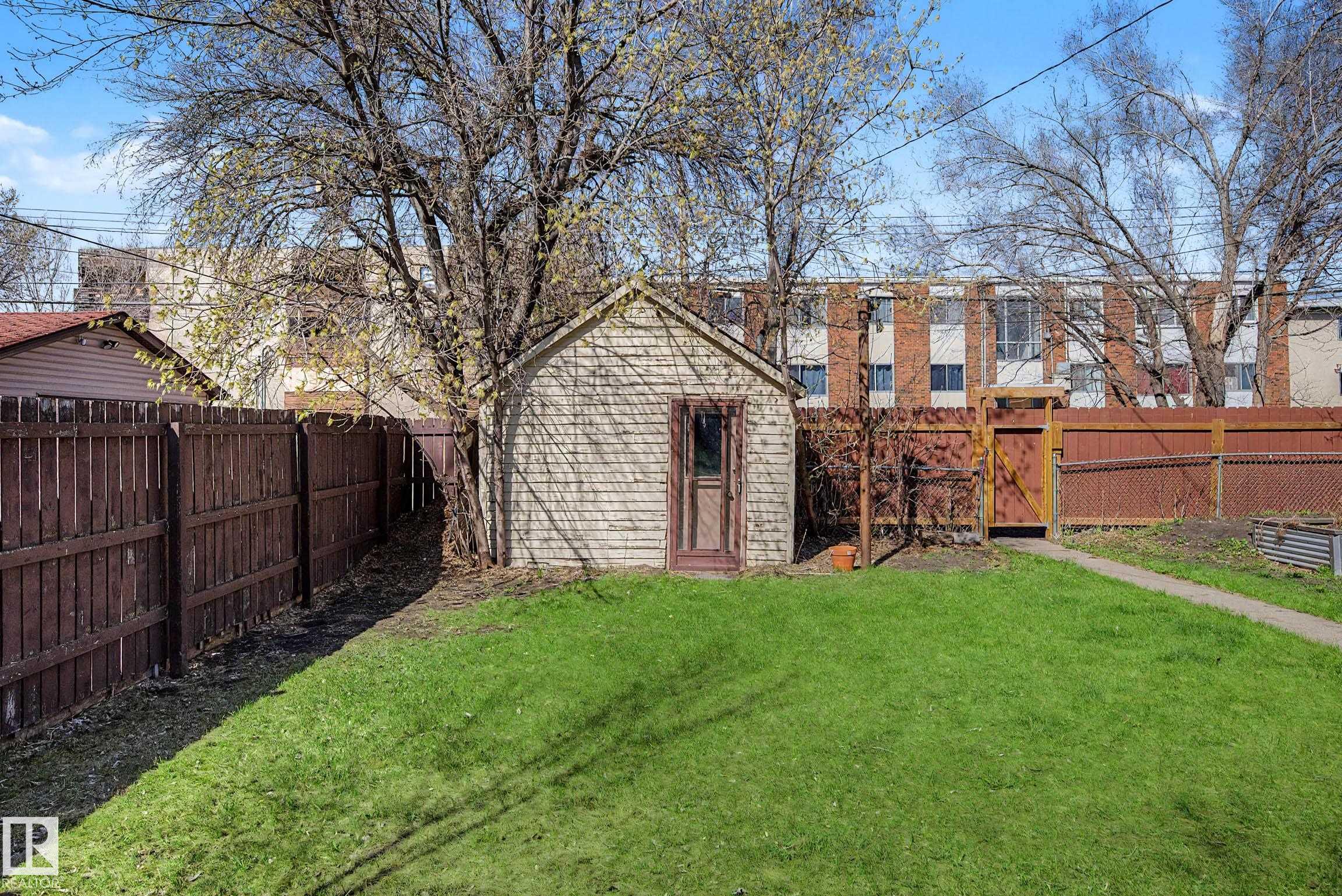 Photo 33 at 11634 123 Street NW, Inglewood, Edmonton
