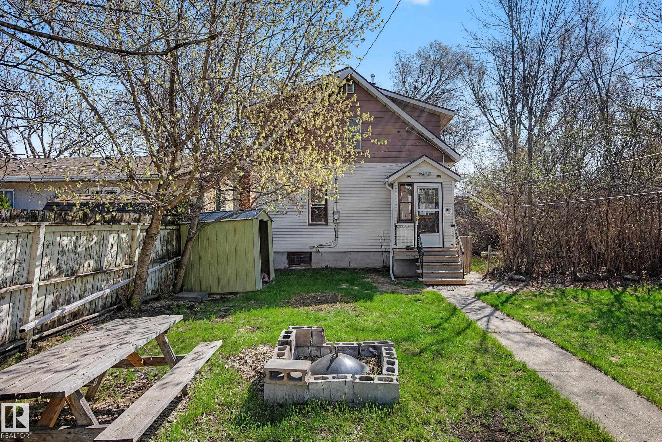 Photo 37 at 11634 123 Street NW, Inglewood, Edmonton