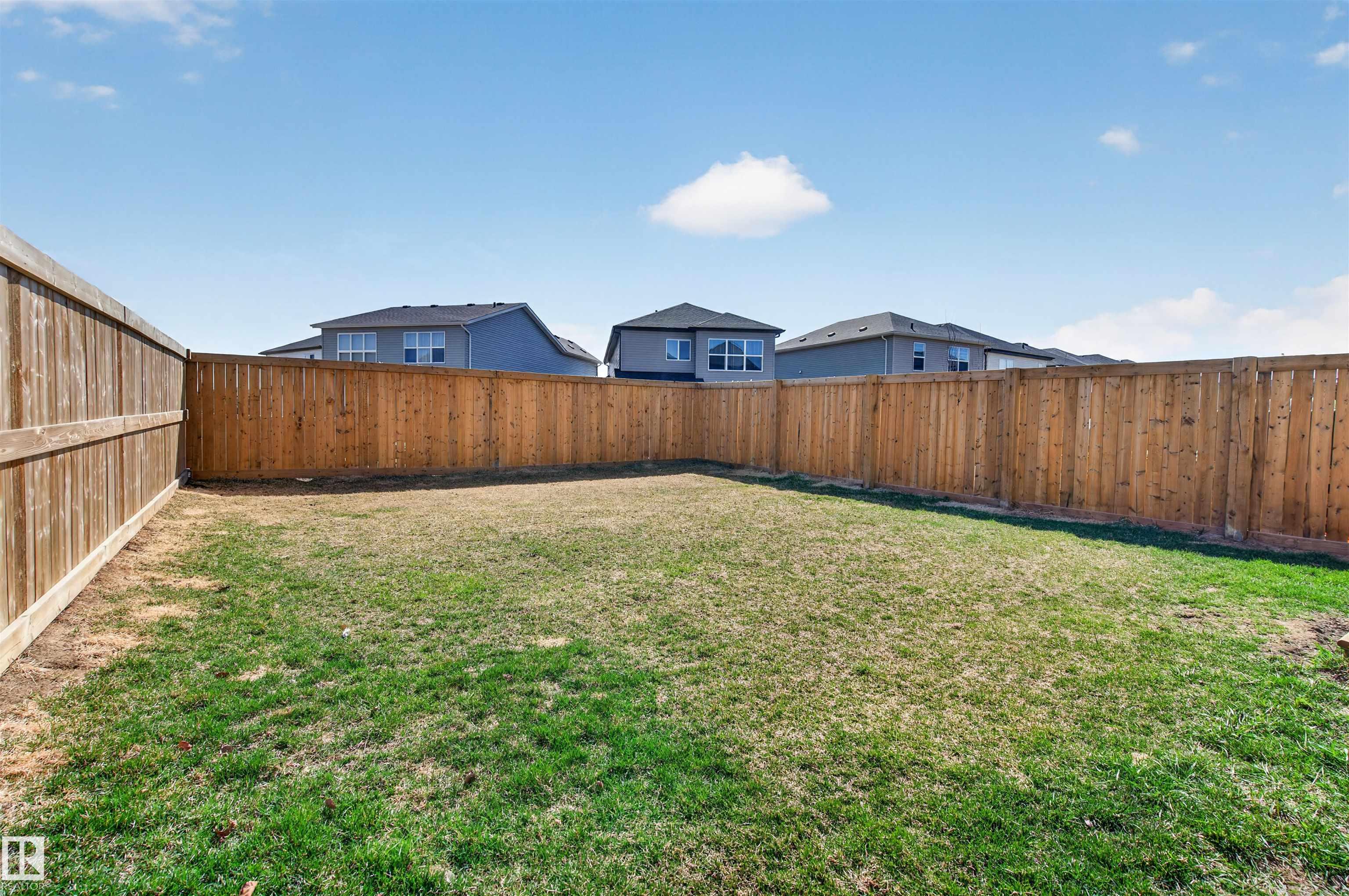 https://zimg.paragon.ice.com/ParagonImages/Property/PM/RAE/225399934/31/0/0/5f9c376ae5efbb725e0498fea14a7899/1/f8c48dc592d27c0628ae3ef6f294967b/225399934-2EDAD6C3-137B-4BC2-AC55-558C0F9D16F2.JPG