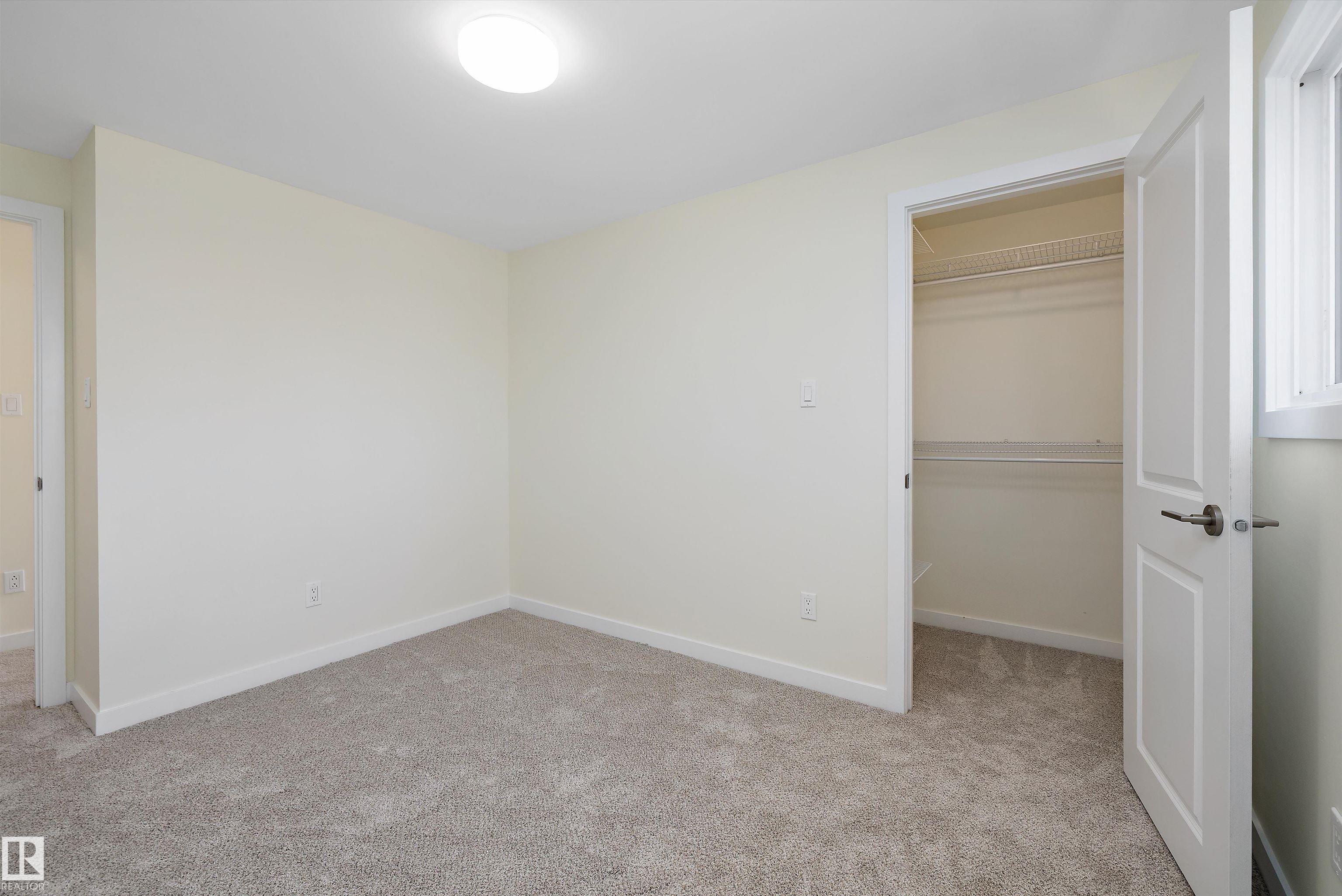 https://zimg.paragon.ice.com/ParagonImages/Property/PM/RAE/225399938/26/0/0/d6ffcf0cdc4c68ce88847e983769cf4f/1/22e03ead17b2e13c8139ddd28b872904/225399938-32d75445-ba70-49dc-b4f4-8f72780a8d23.JPG