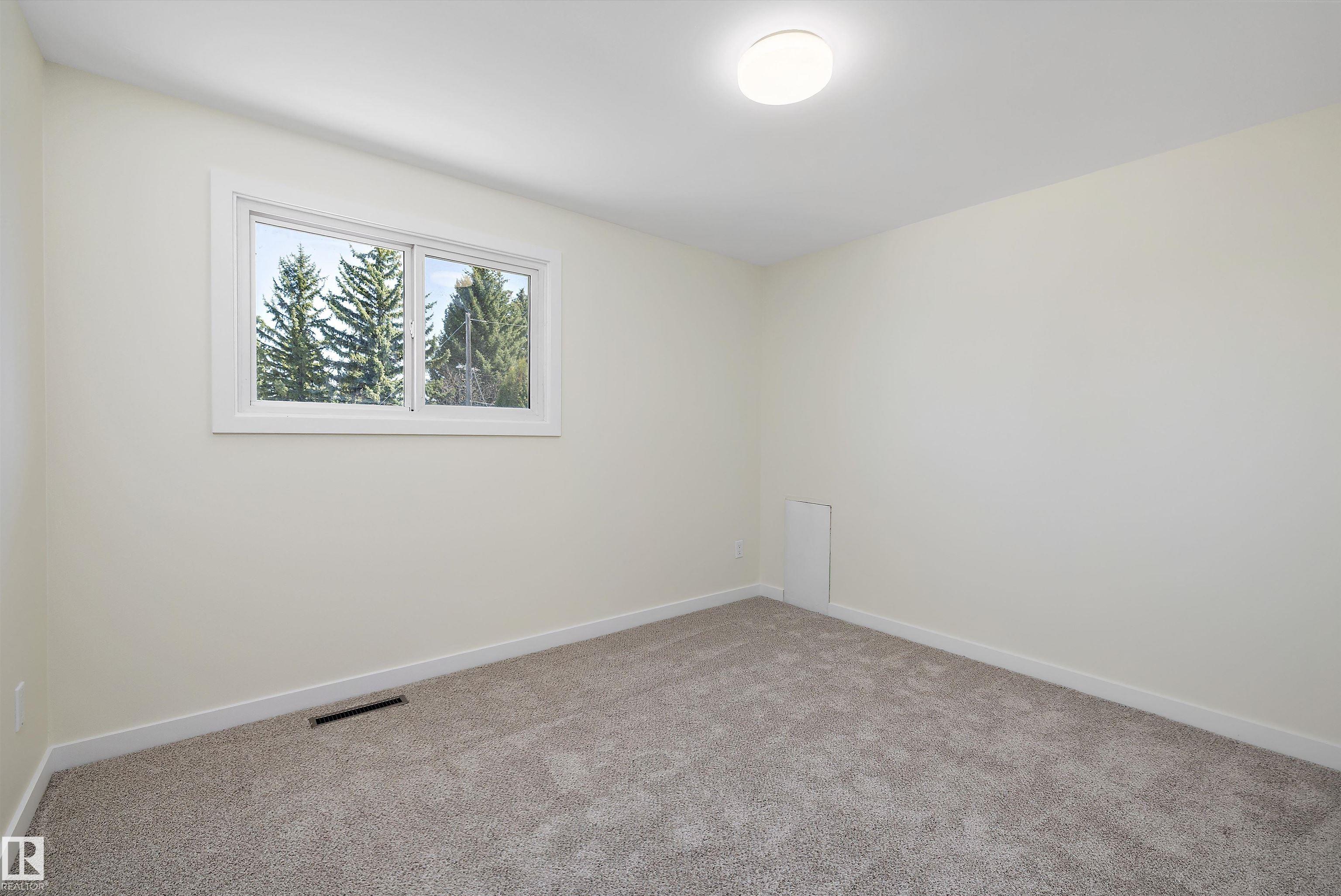 https://zimg.paragon.ice.com/ParagonImages/Property/PM/RAE/225399938/27/0/0/d243fcf836aaf1fb2b2ff5f61fa7b664/1/22e03ead17b2e13c8139ddd28b872904/225399938-775e914c-33b0-442e-b476-a1ed9141fa61.JPG