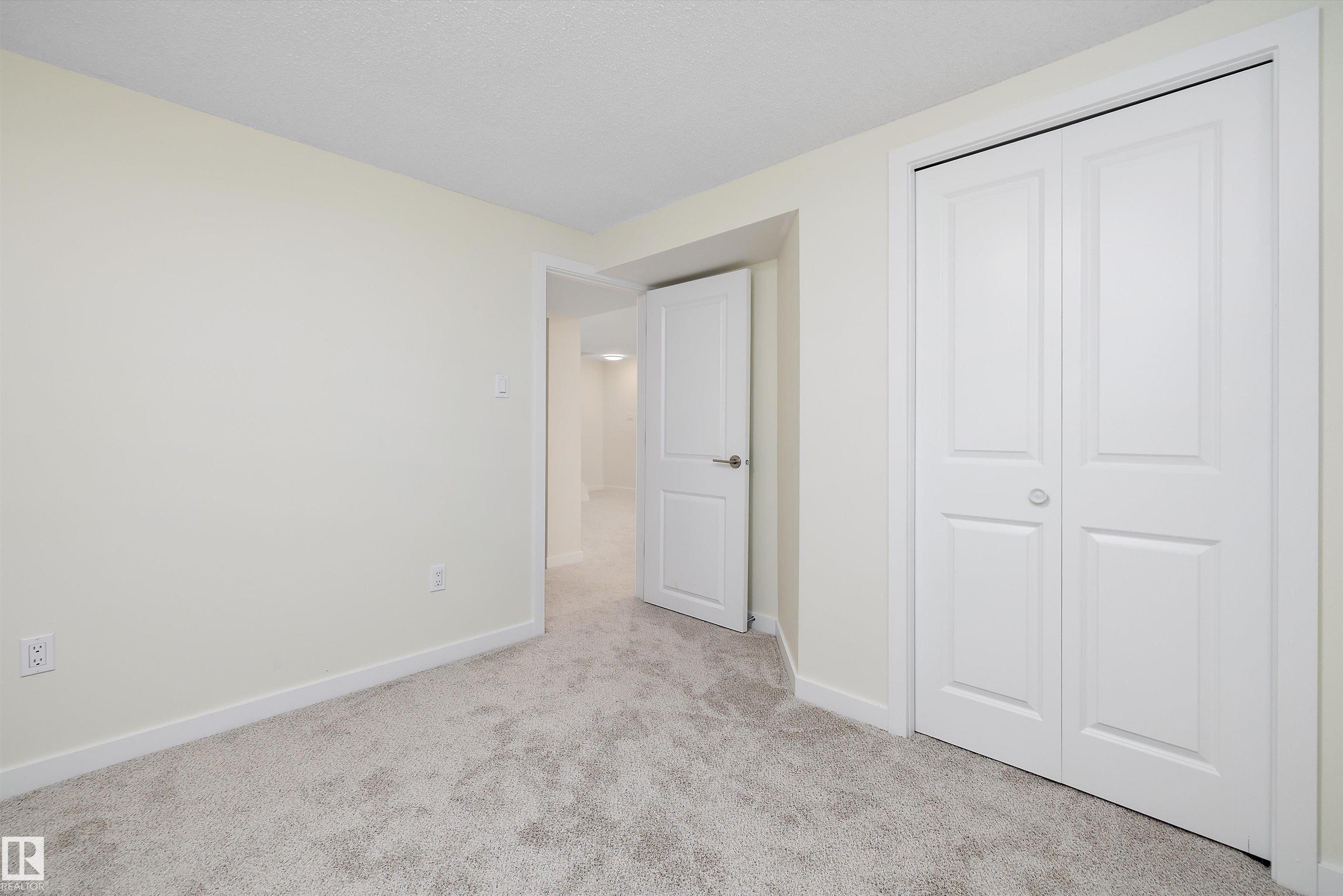 https://zimg.paragon.ice.com/ParagonImages/Property/PM/RAE/225399938/41/0/0/72908b9393ab4003149ca1a1876545e1/1/22e03ead17b2e13c8139ddd28b872904/225399938-1e73cf3c-7ebd-46c2-a322-c2b1e2e7396f.JPG